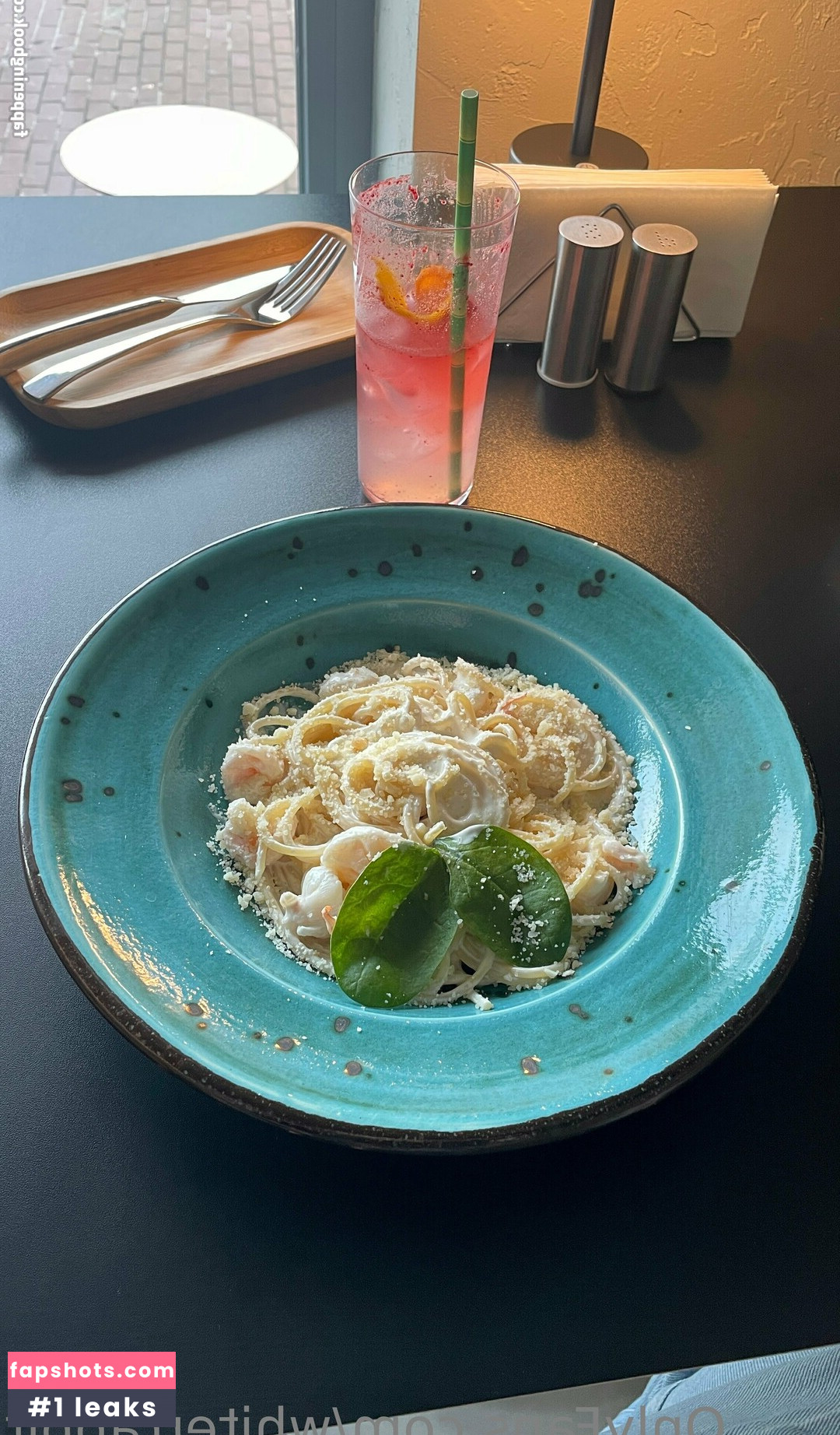 whiterrabbit gallery photo #11