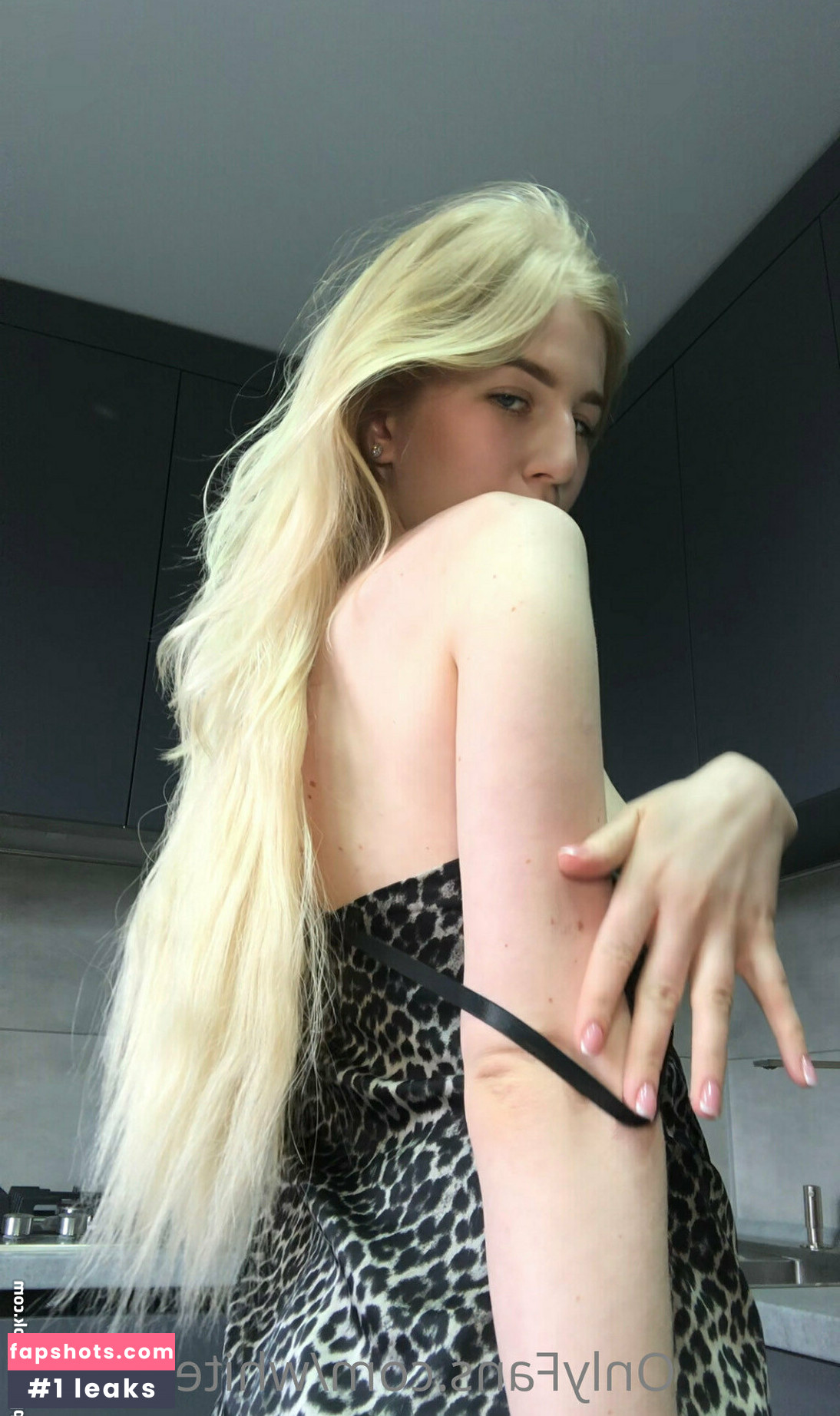 whiterrabbit gallery photo #74