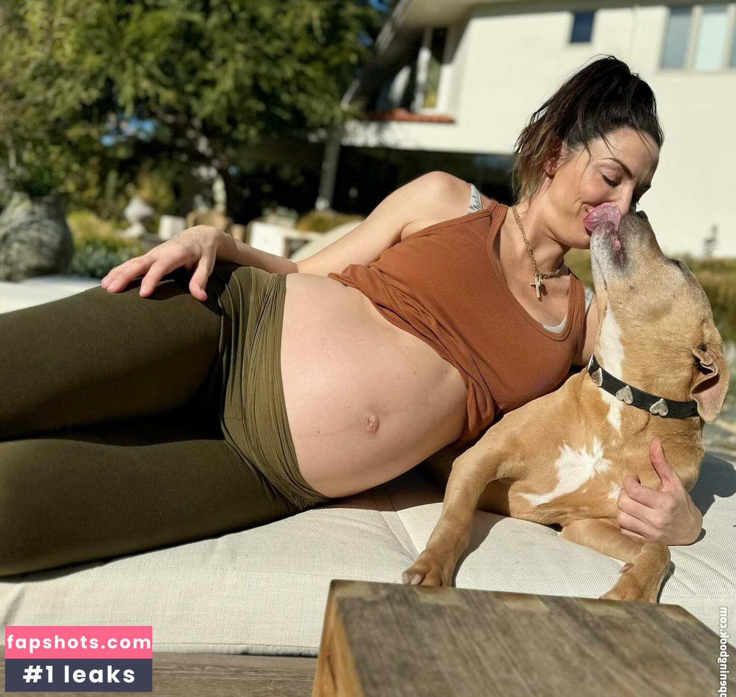 Whitney Cummings gallery photo #112