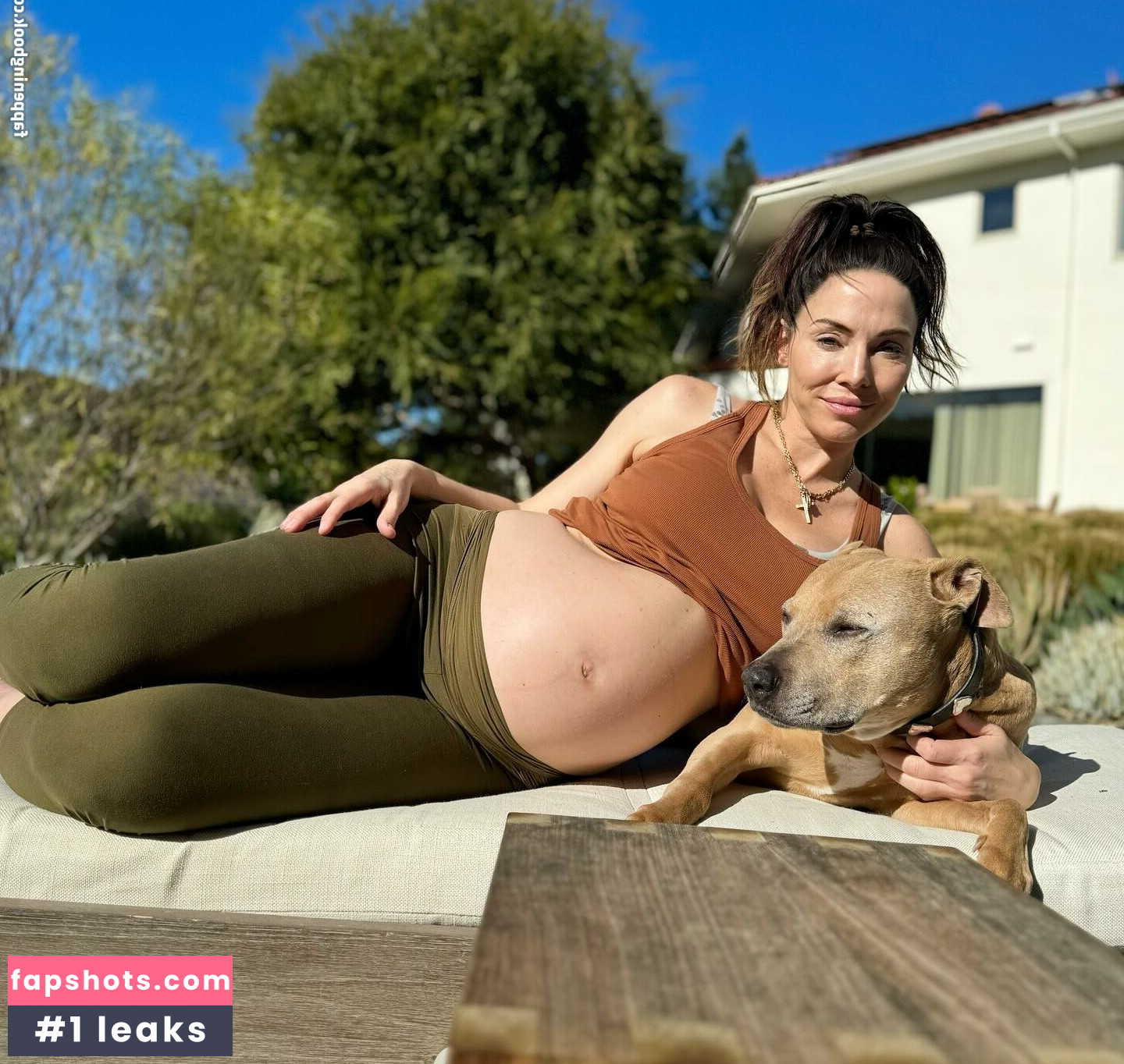 Whitney Cummings gallery photo #113