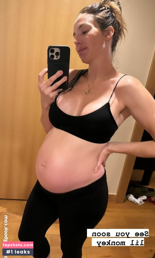 Whitney Cummings gallery photo #115