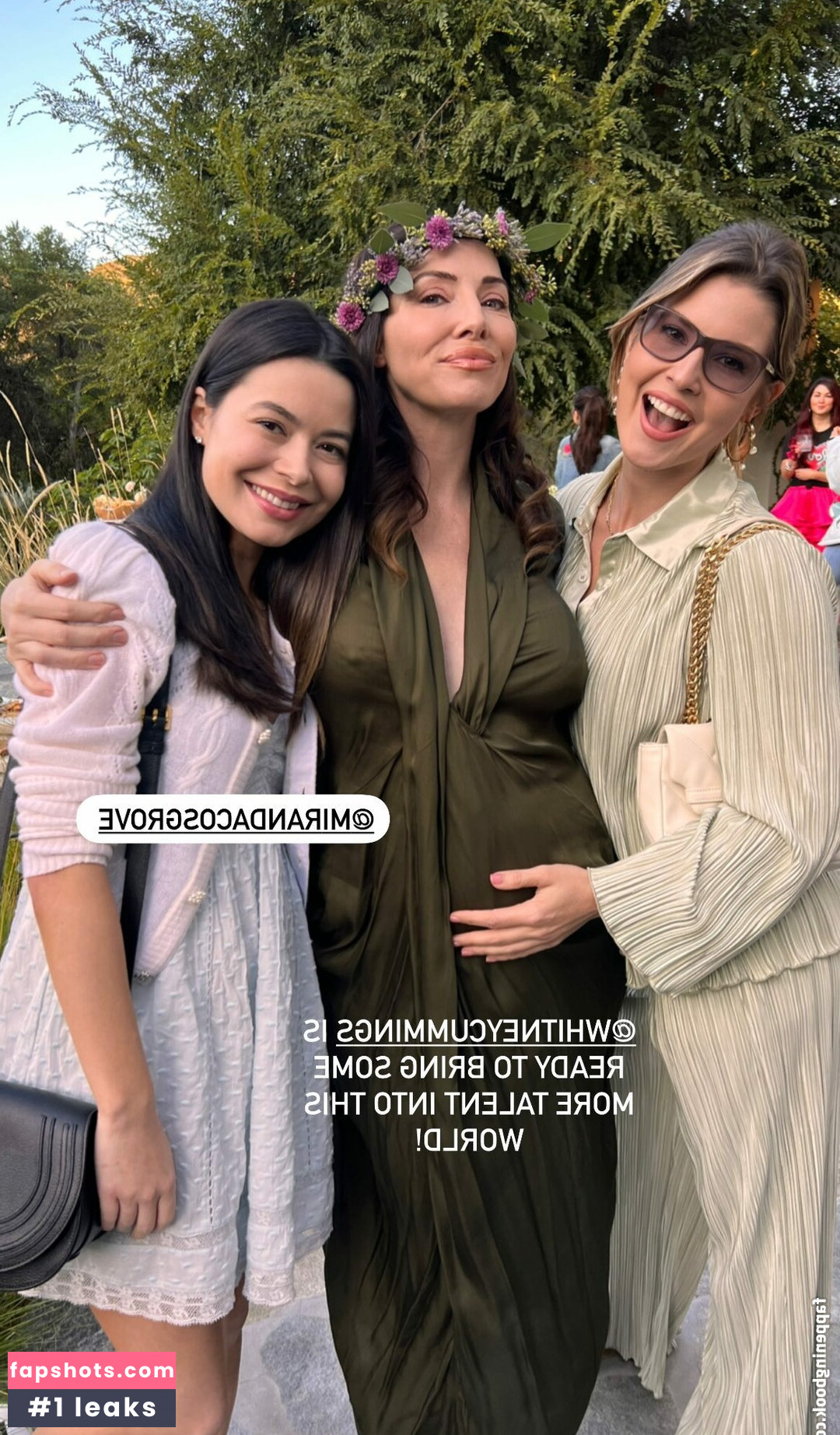 Whitney Cummings gallery photo #118