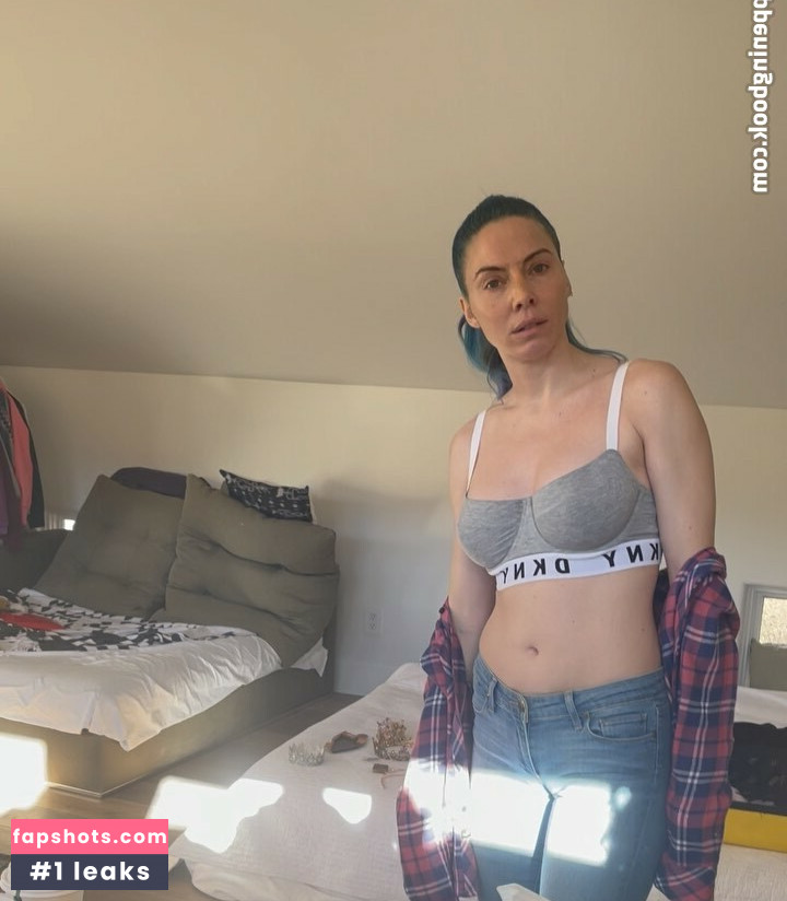 Whitney Cummings gallery photo #166