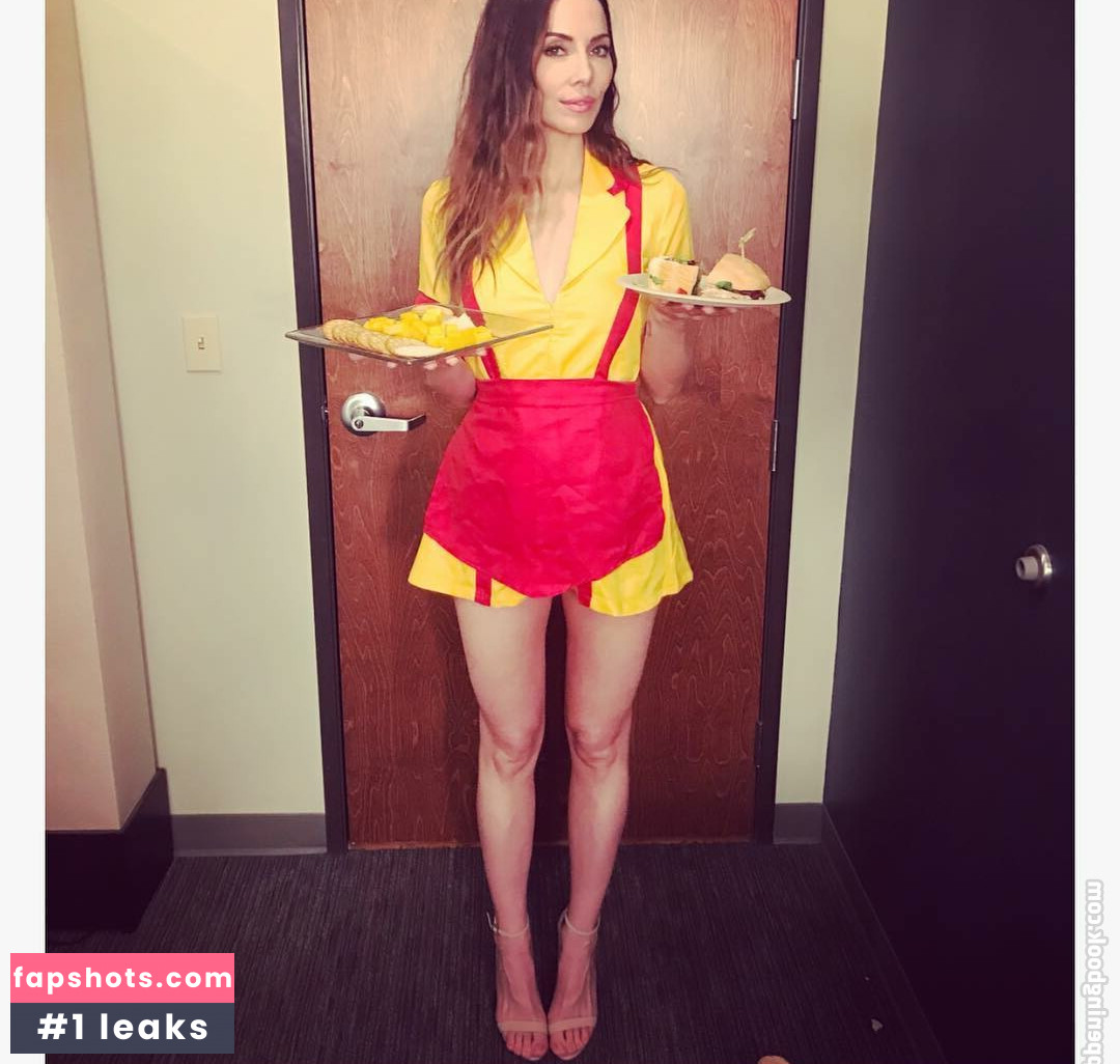 Whitney Cummings gallery photo #170