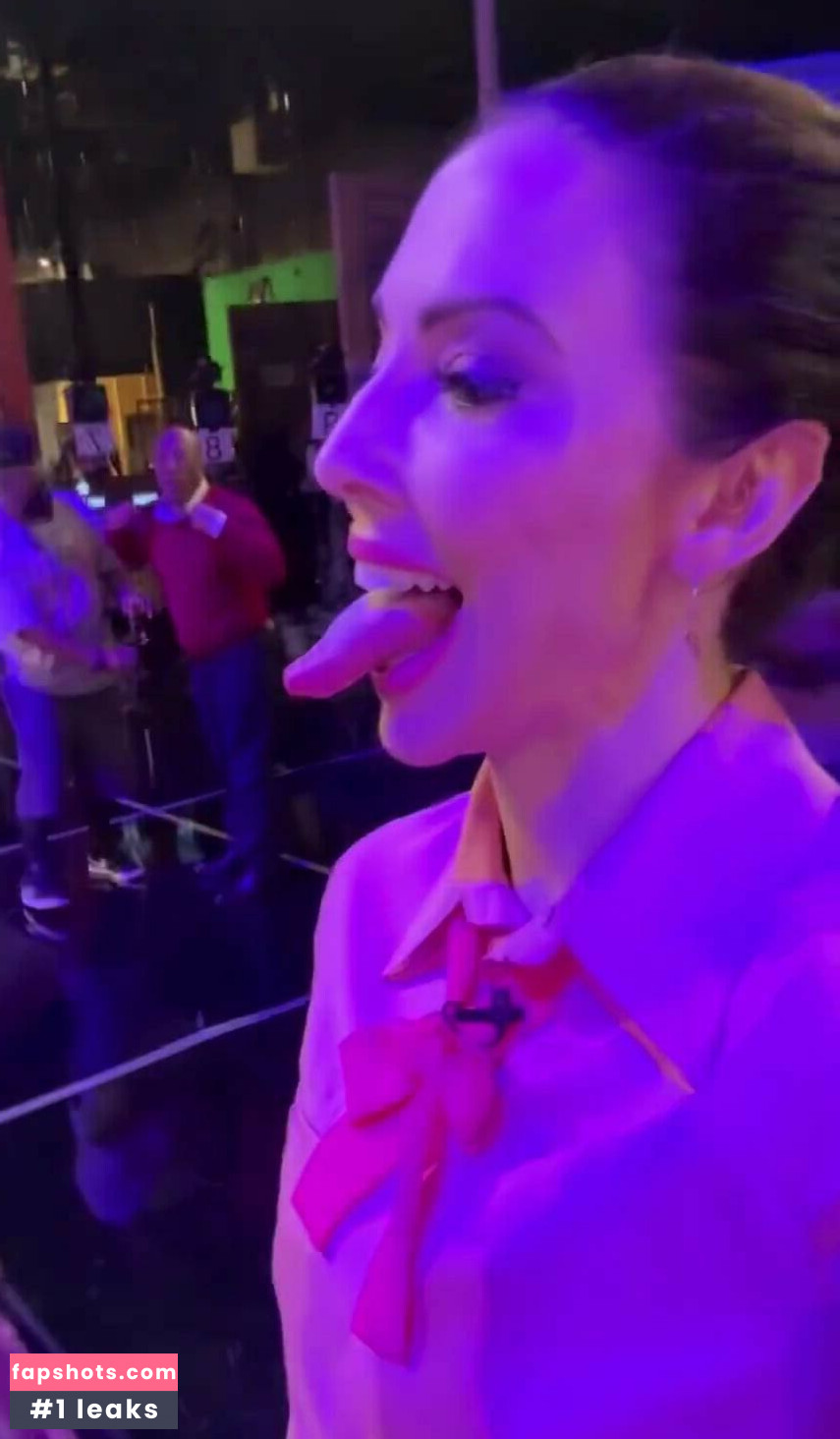 Whitney Cummings Nahé úniky fotek pouze od fanoušků #213 - Fapshots