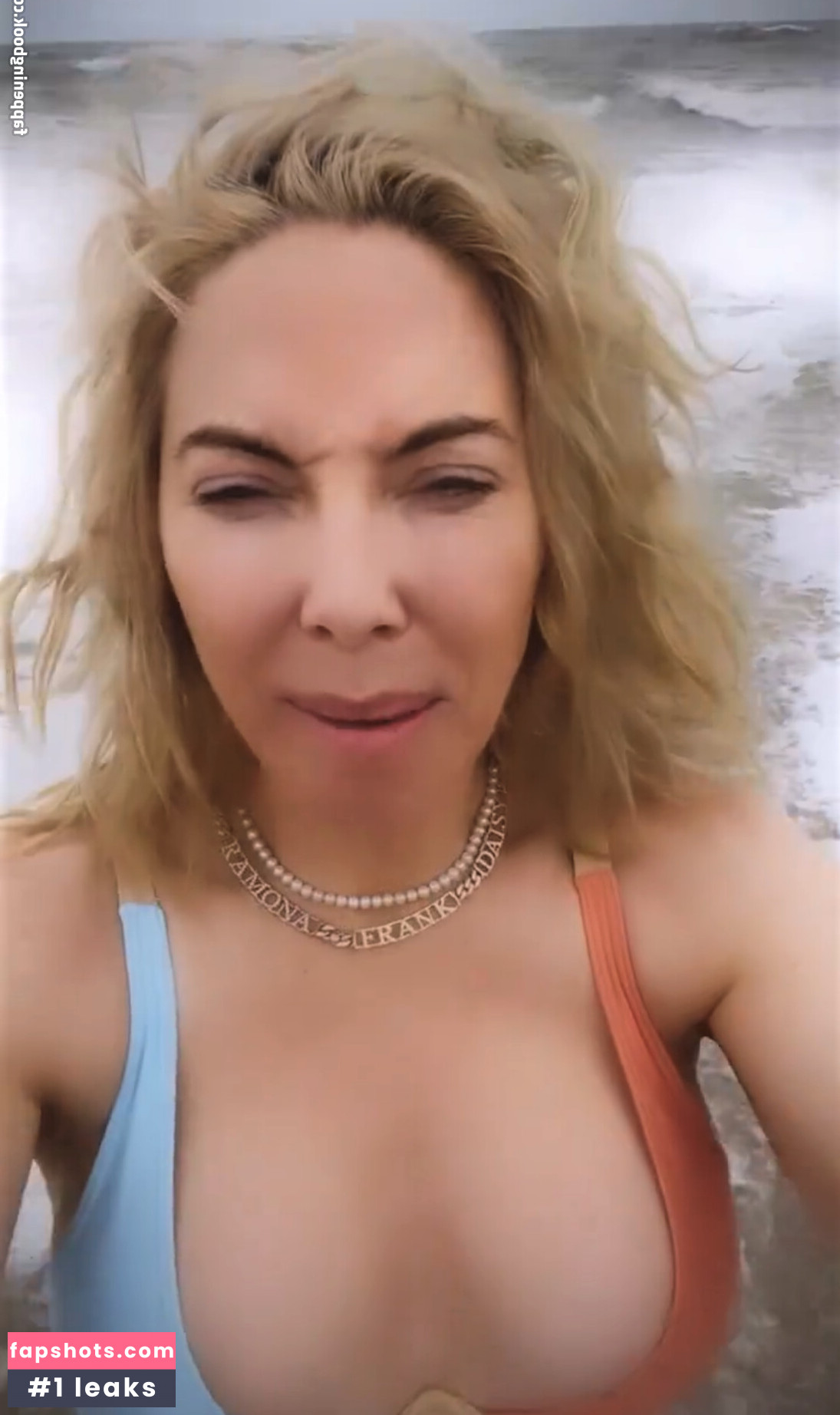 Whitney Cummings Nahé úniky fotek pouze od fanoušků #29 - Fapshots