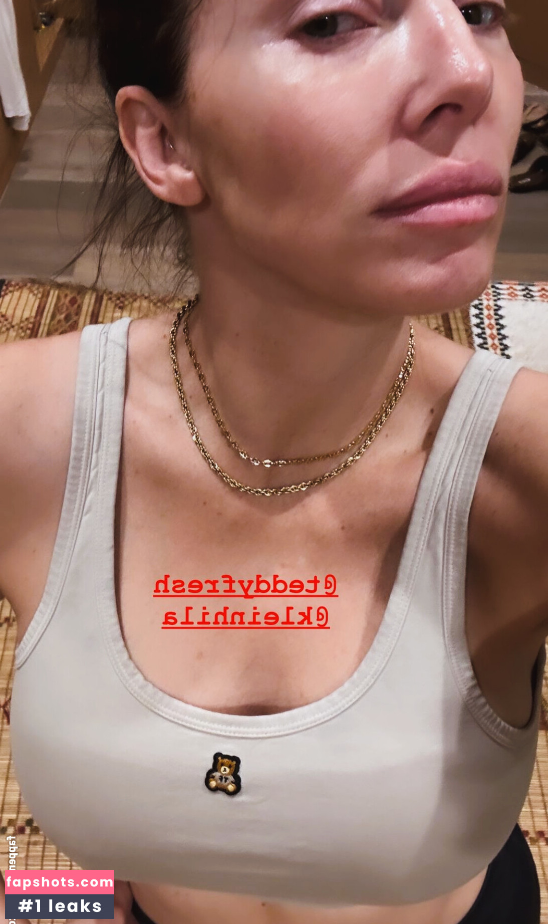 Whitney Cummings gallery photo #49