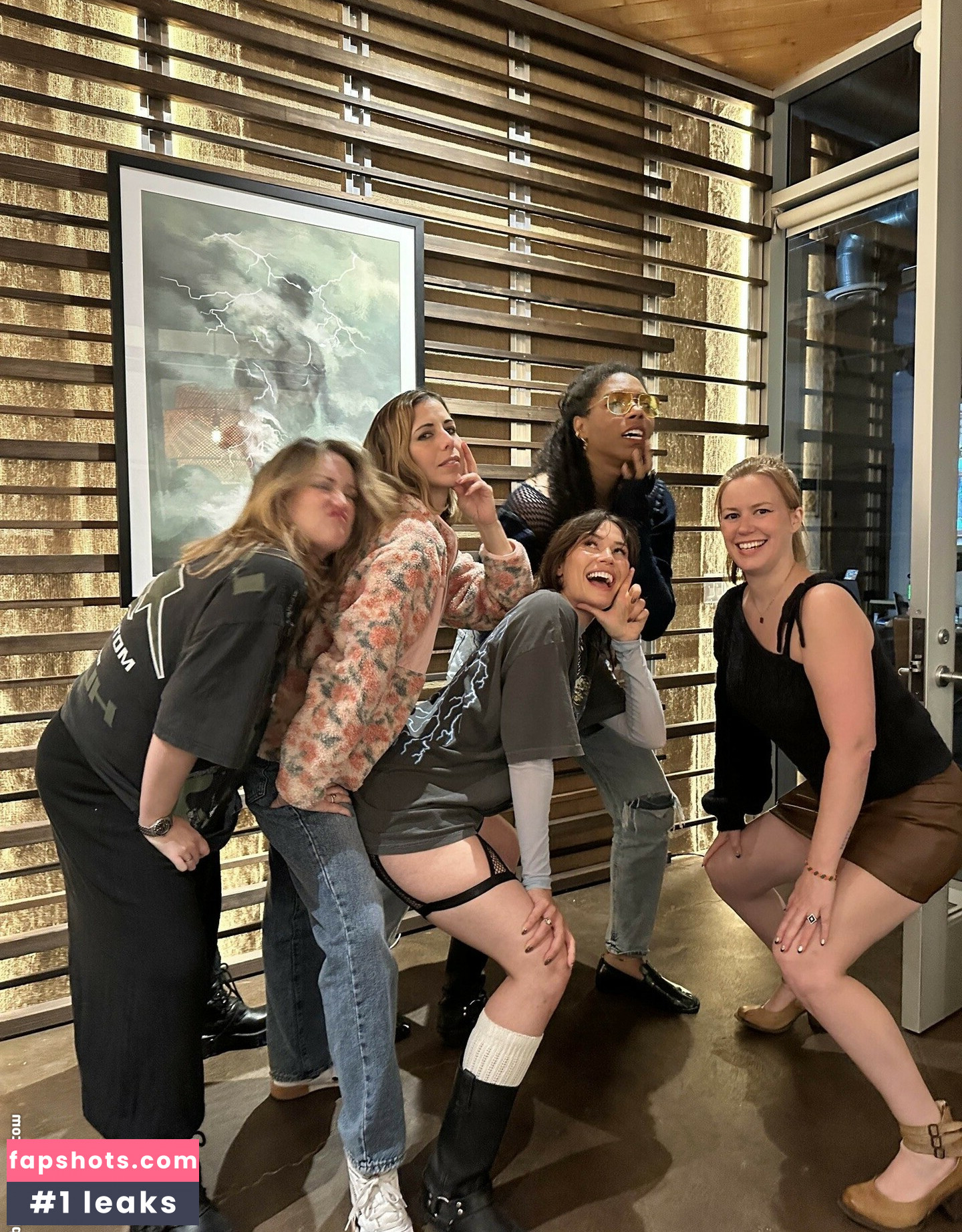 Whitney Moore gallery photo #2