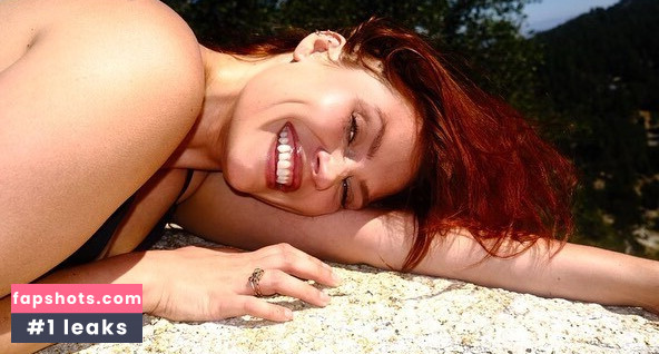 Whitney Moore gallery photo #47