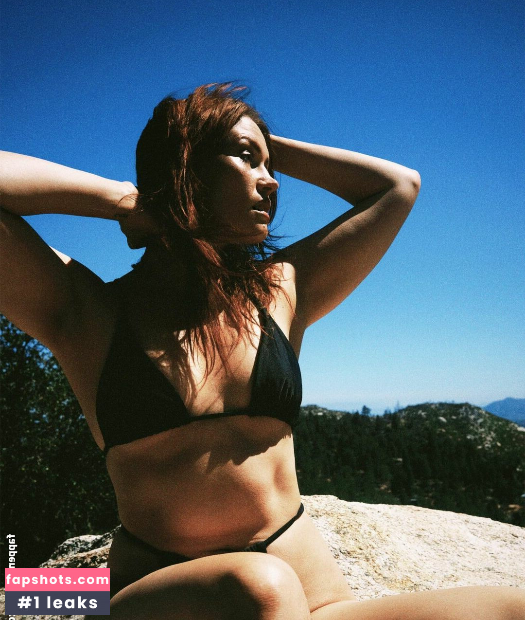 Whitney Moore gallery photo #52