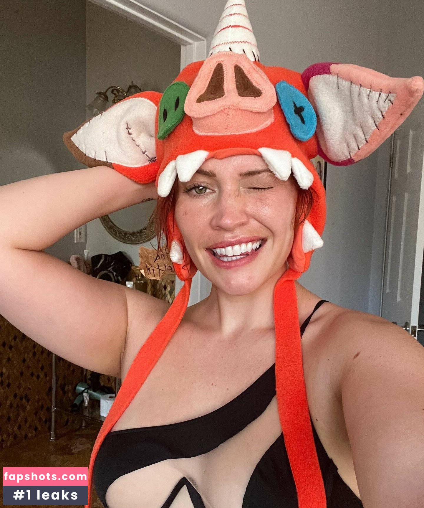 Whitney Moore gallery photo #59