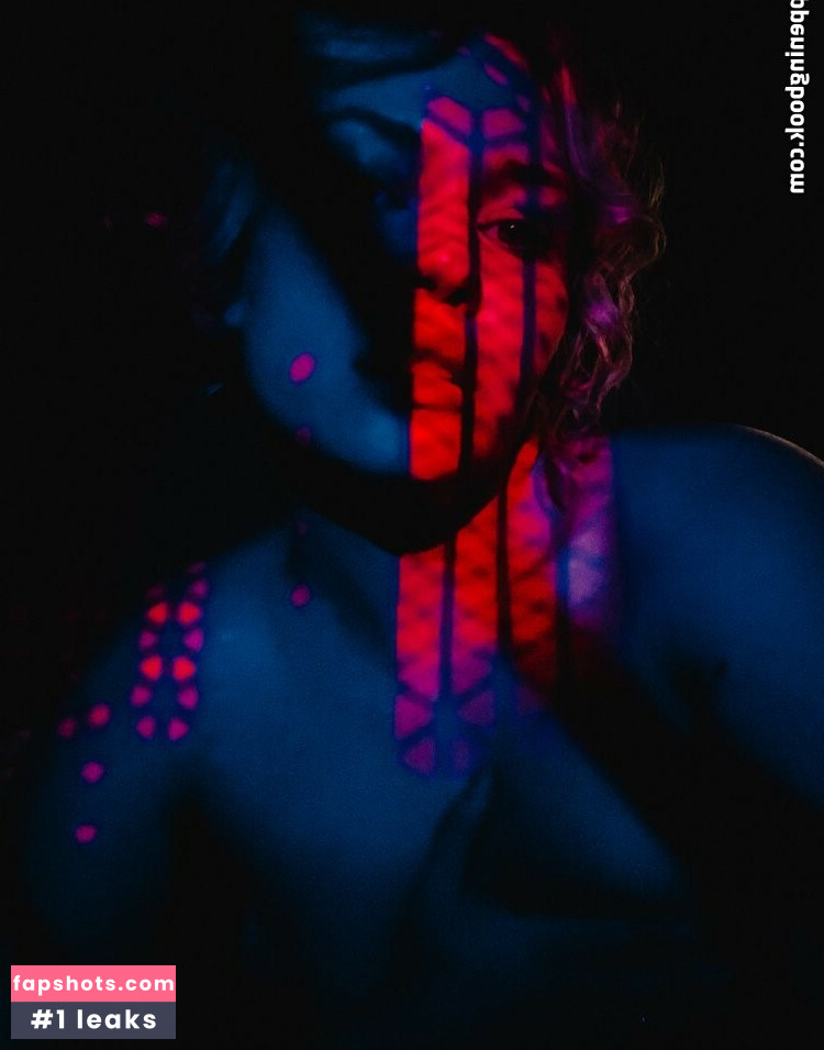 Whitney Moore gallery photo #82