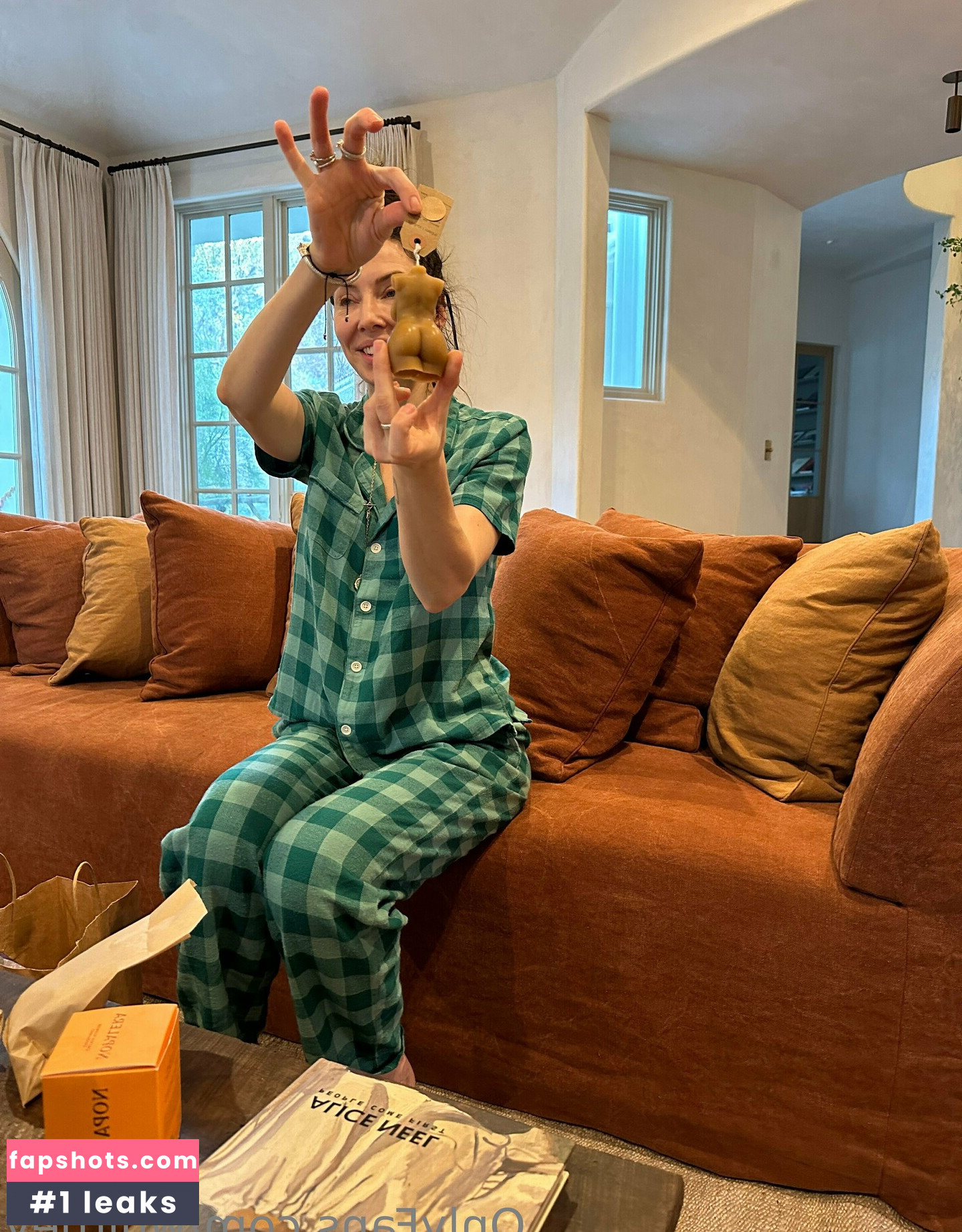 whitney gallery photo #22