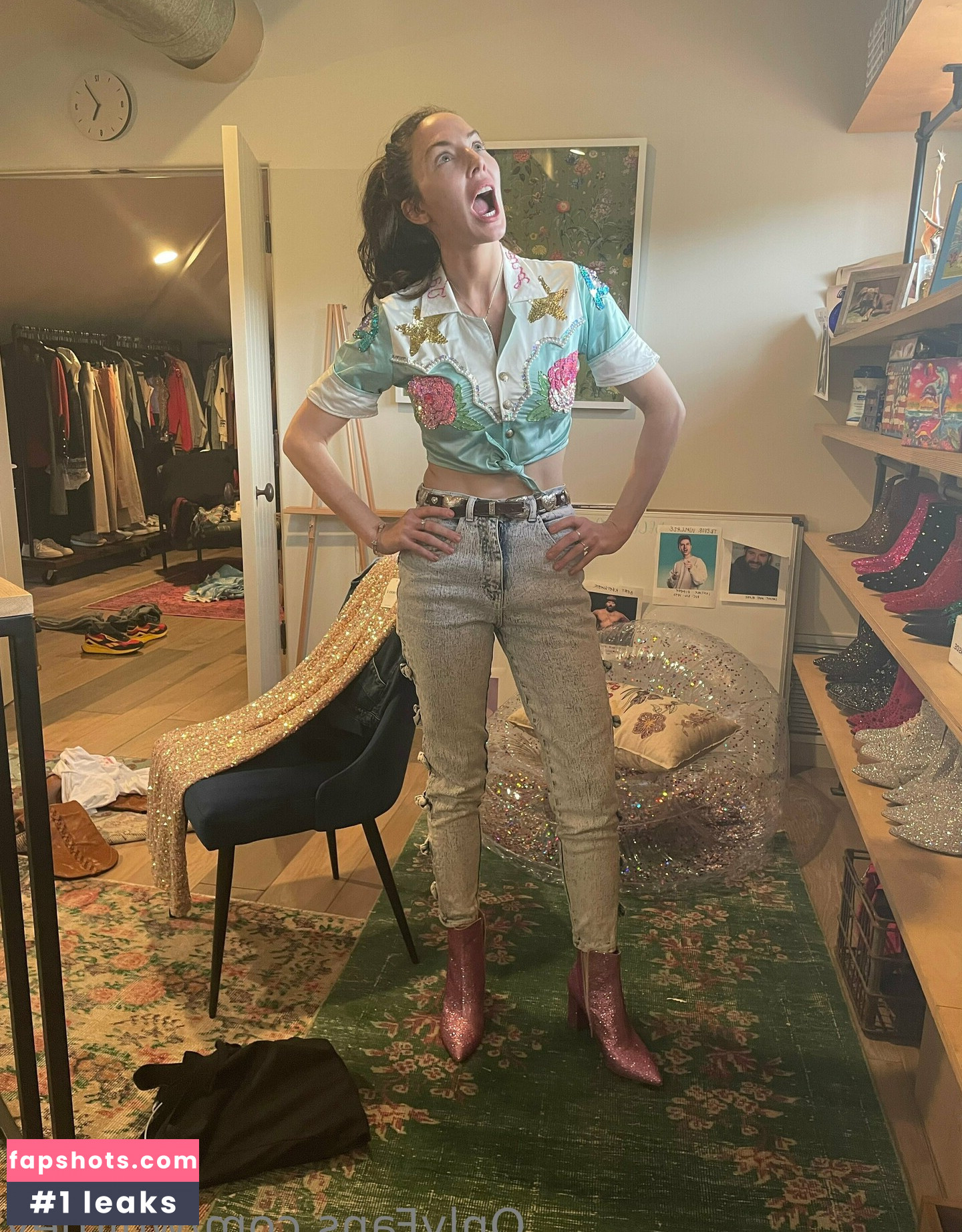 whitney gallery photo #9