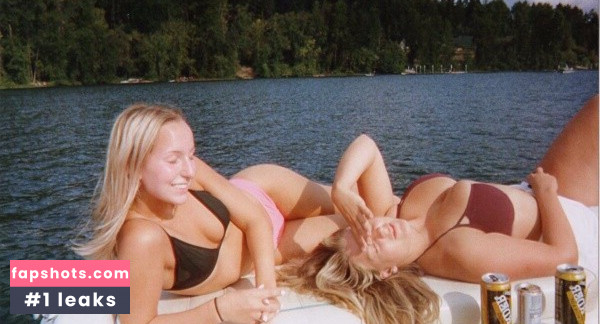 Whitney T gallery photo #16