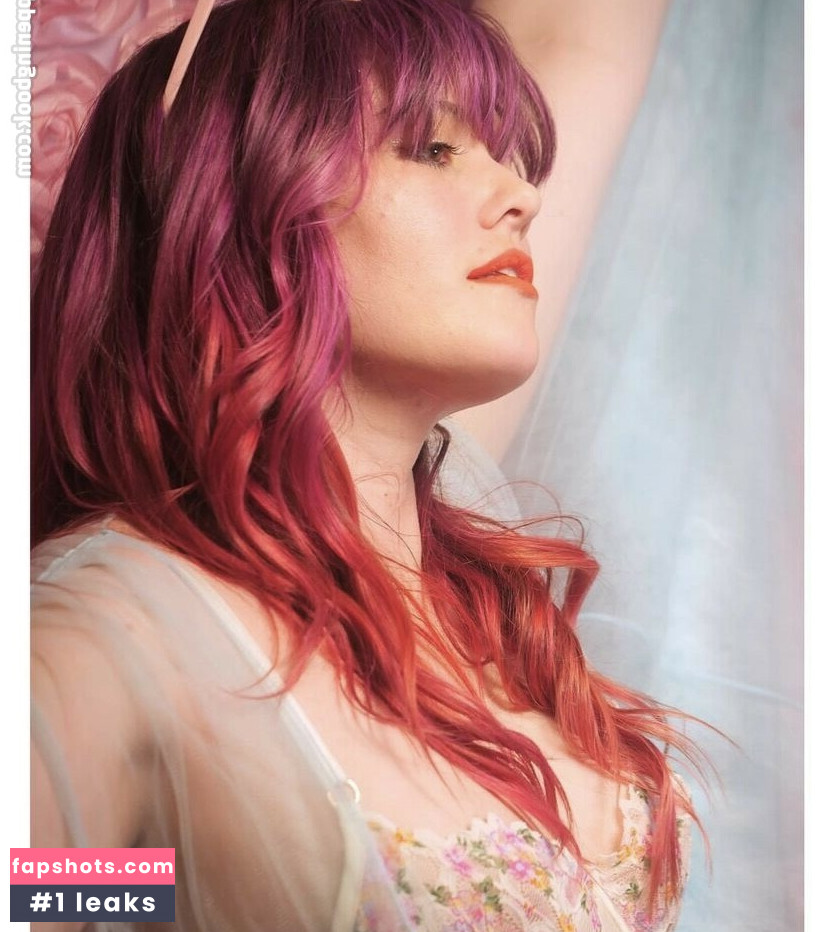 Whitney Van Laningham gallery photo #25