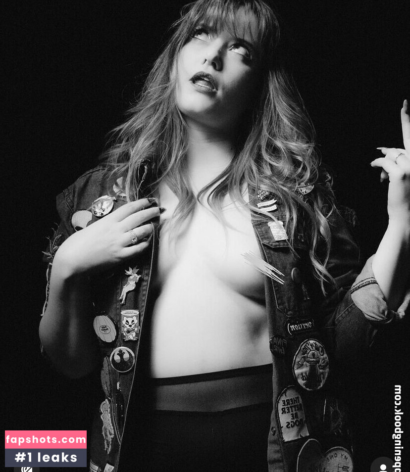 Whitney Van Laningham gallery photo #30