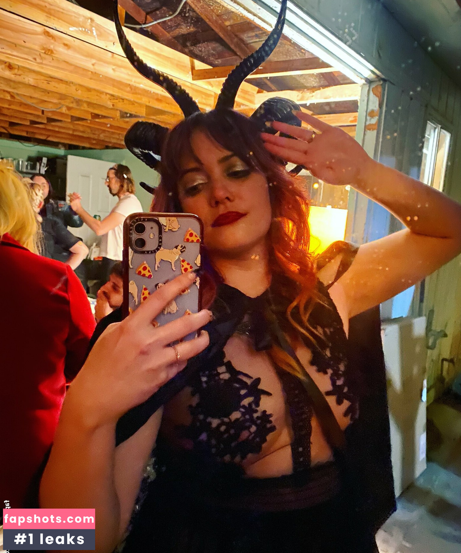 Whitney Van Laningham gallery photo #40