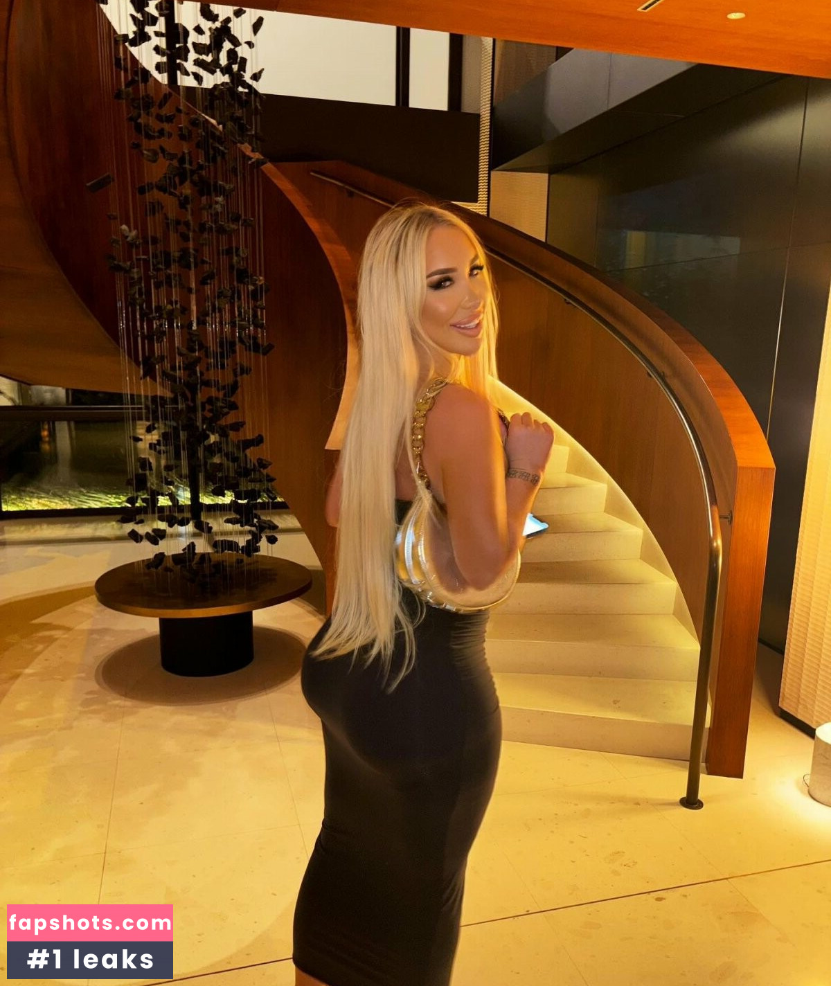 "Who Is This" Nude Leaks OnlyFans Photos #23 - Fapshots