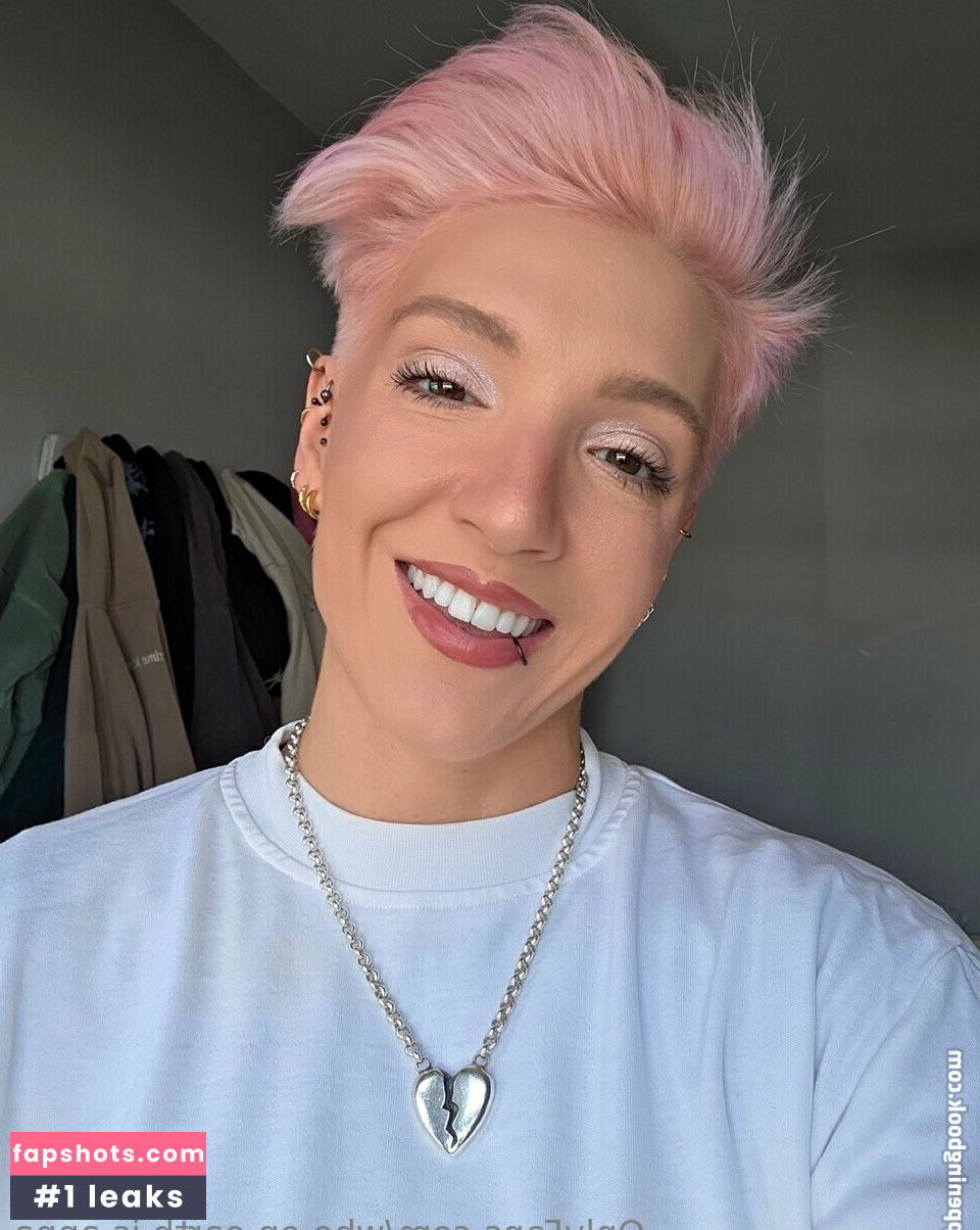 who.on.earth.is.anna gallery photo #4