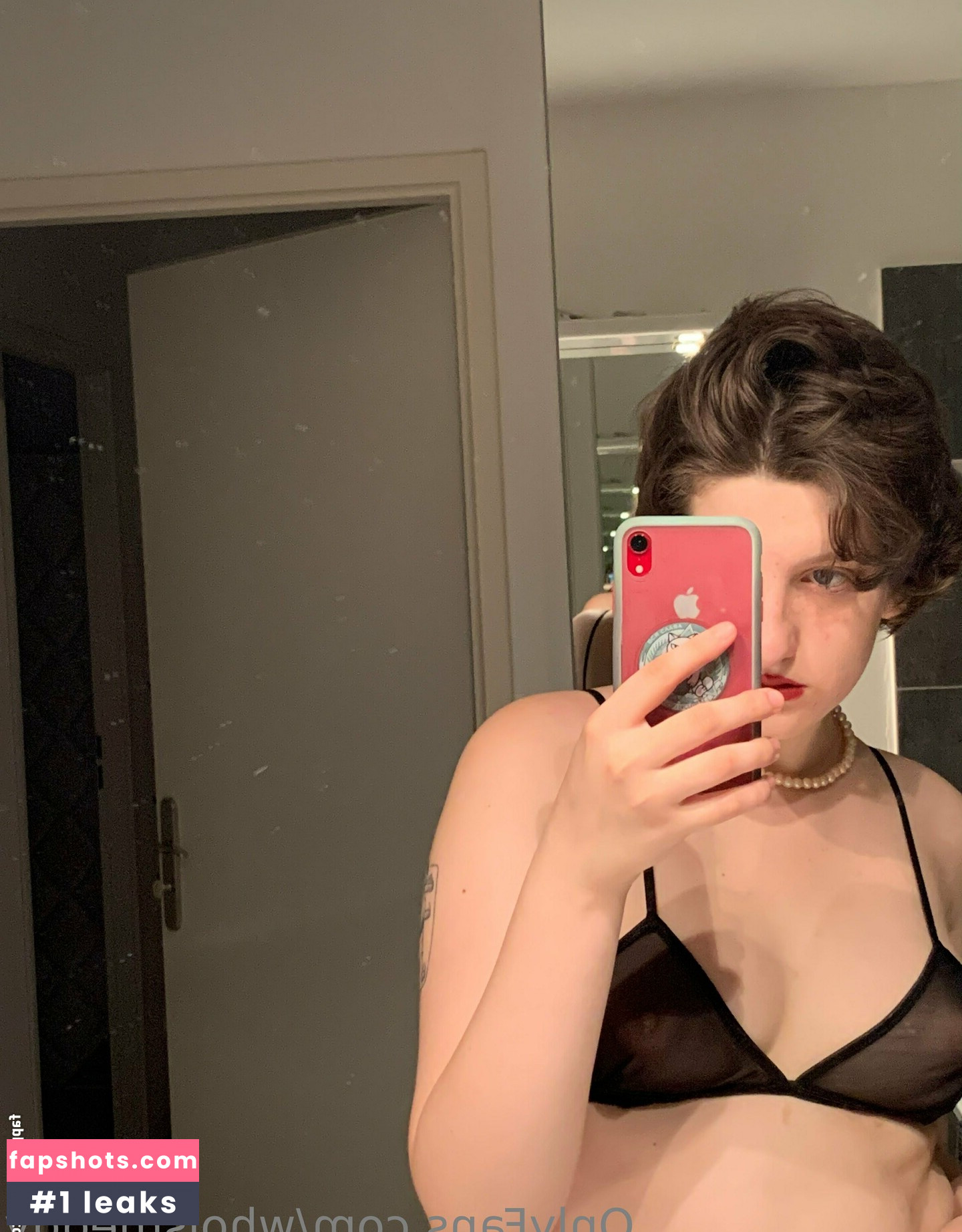 whoismeggy gallery photo #10