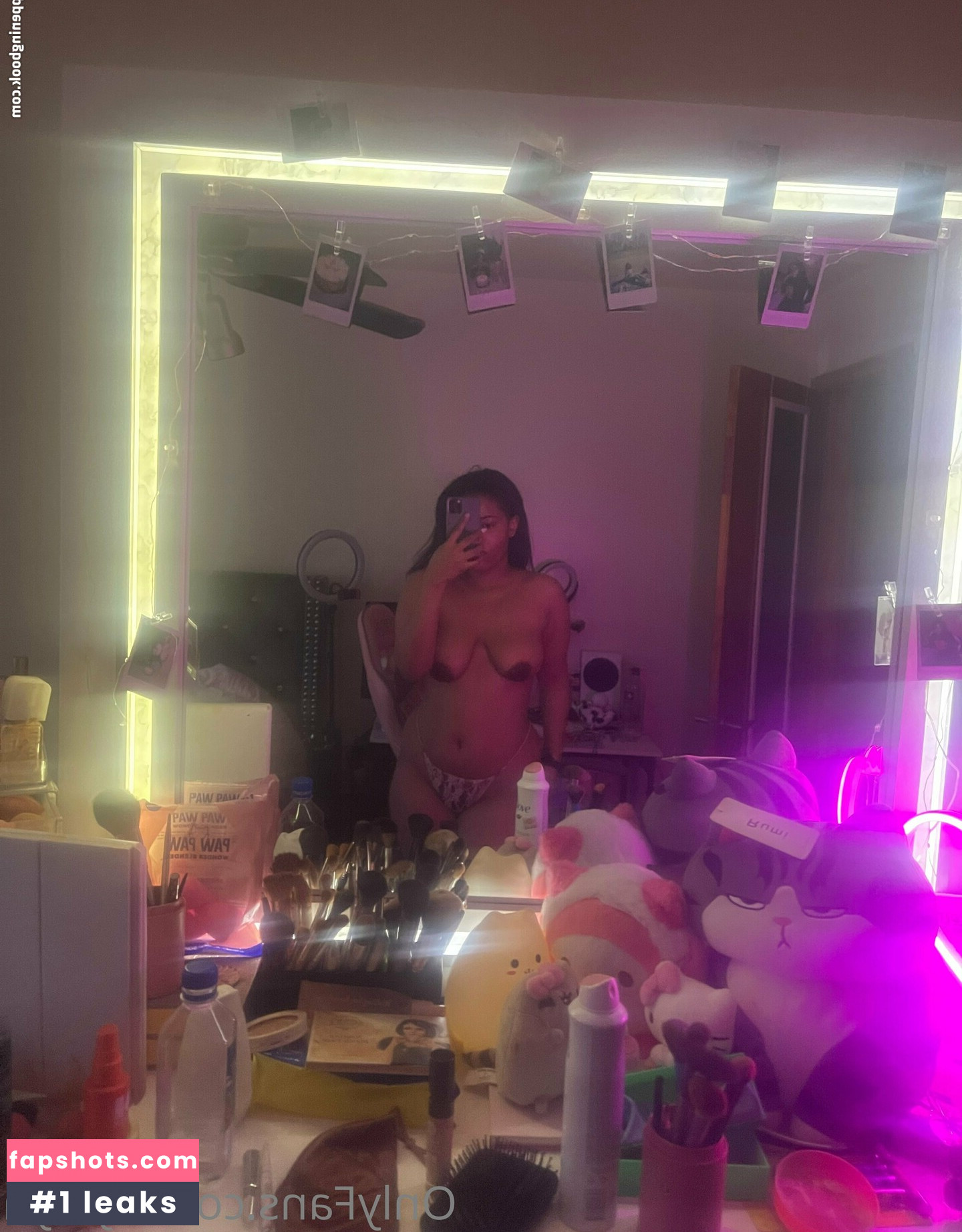 wholelottalaya gallery photo #4