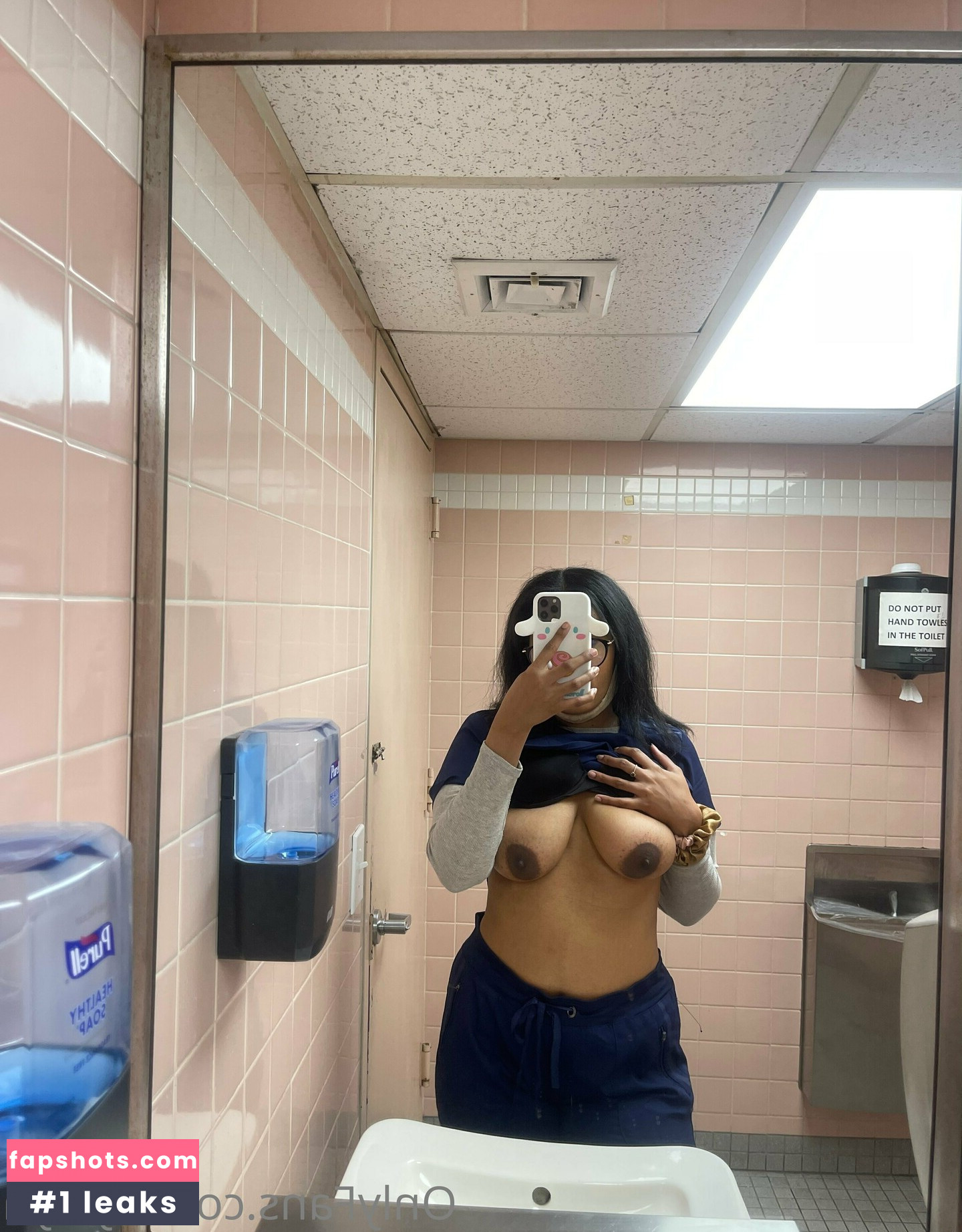 wholelottalaya gallery photo #5