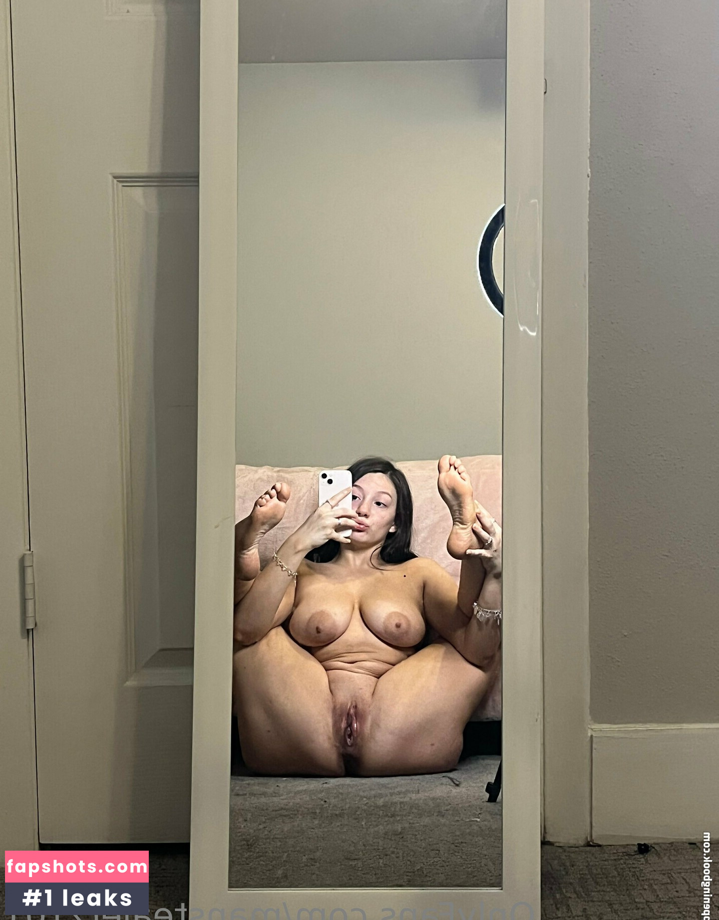 Whorechata gallery photo #4