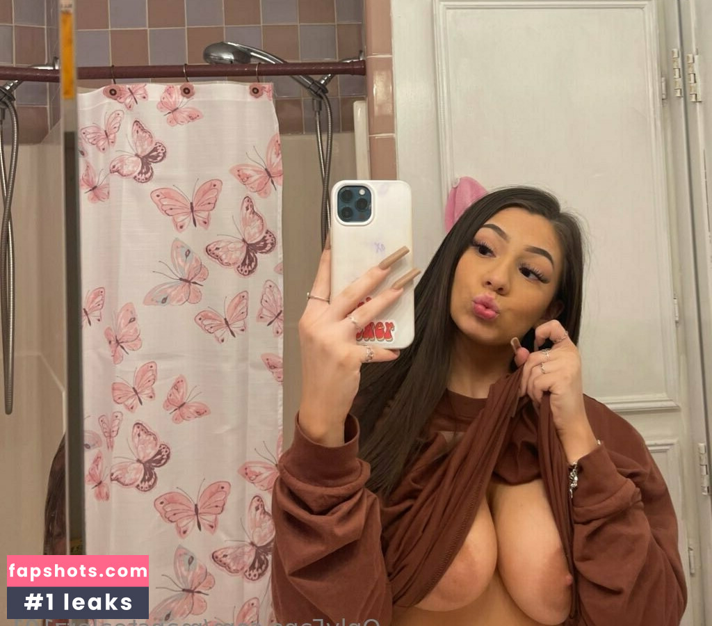 Whorechata gallery photo #7