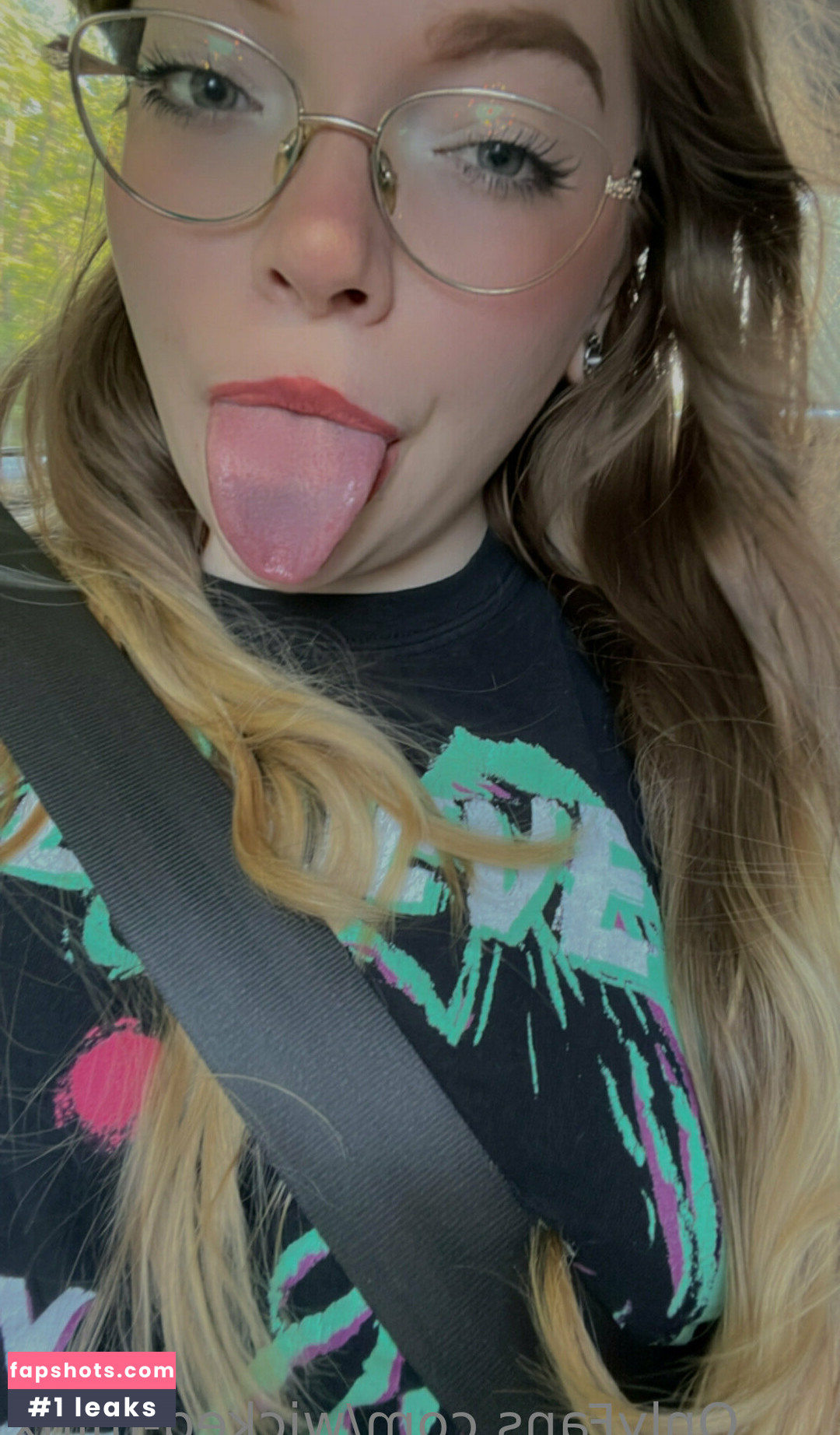 wicked-minx gallery photo #16