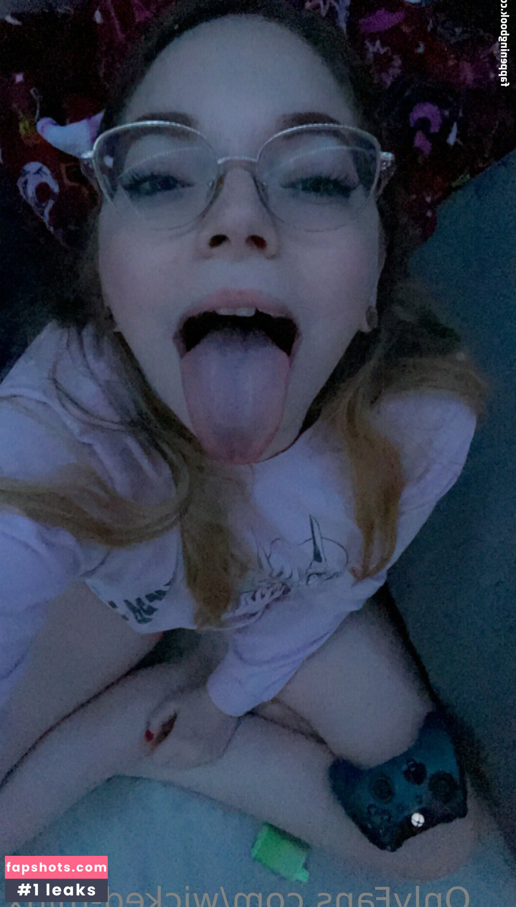 wicked-minx gallery photo #17