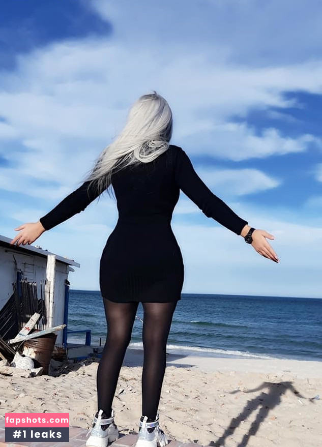 Wiem Yahia gallery photo #2