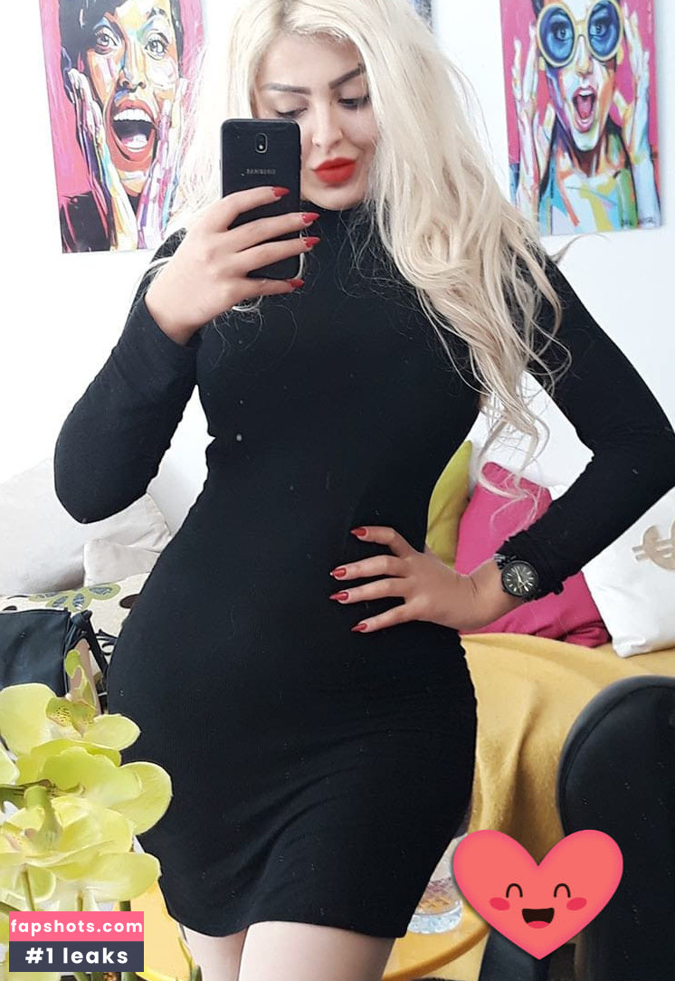 Wiem Yahia gallery photo #8