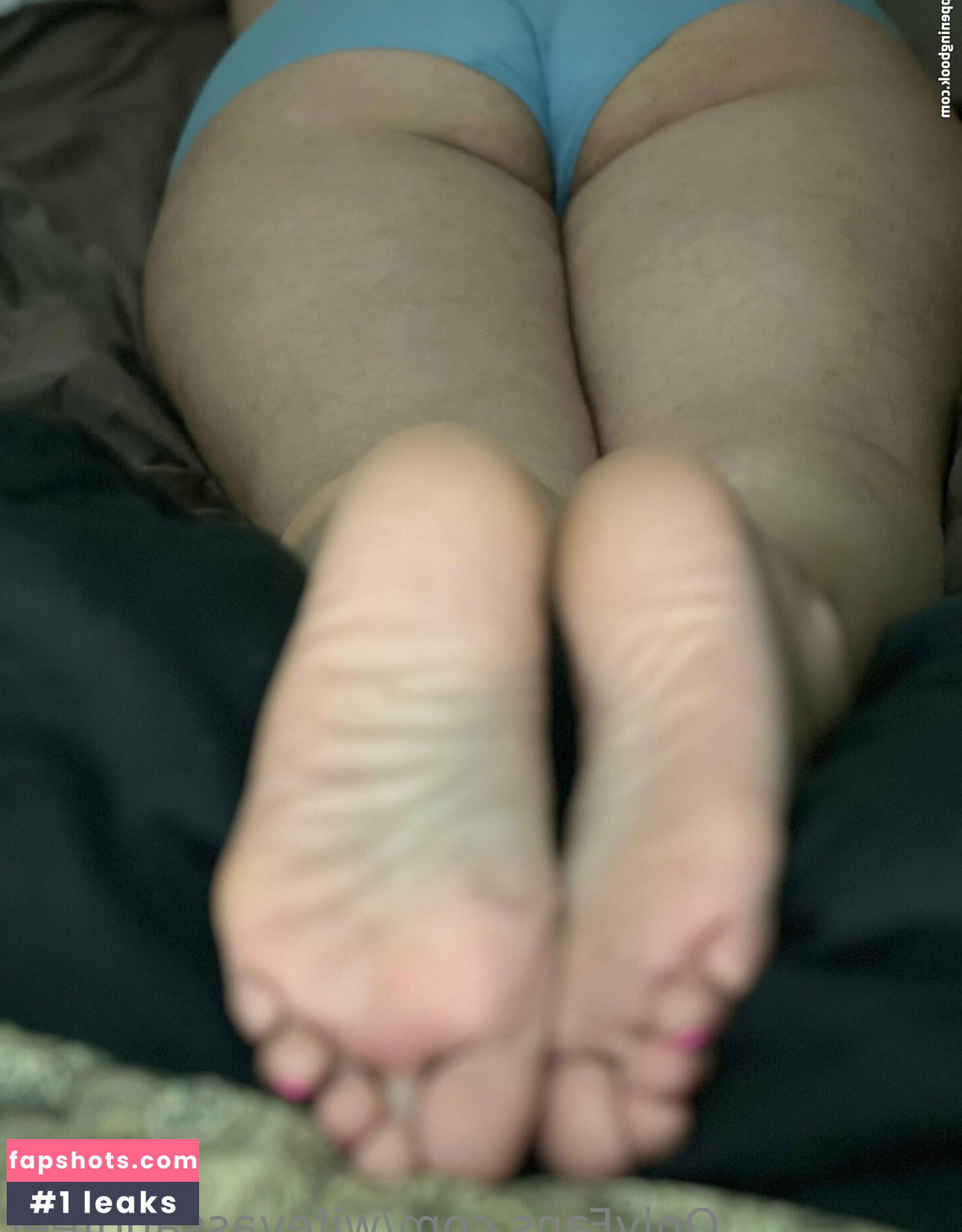 wifeyassandfeet gallery photo #15
