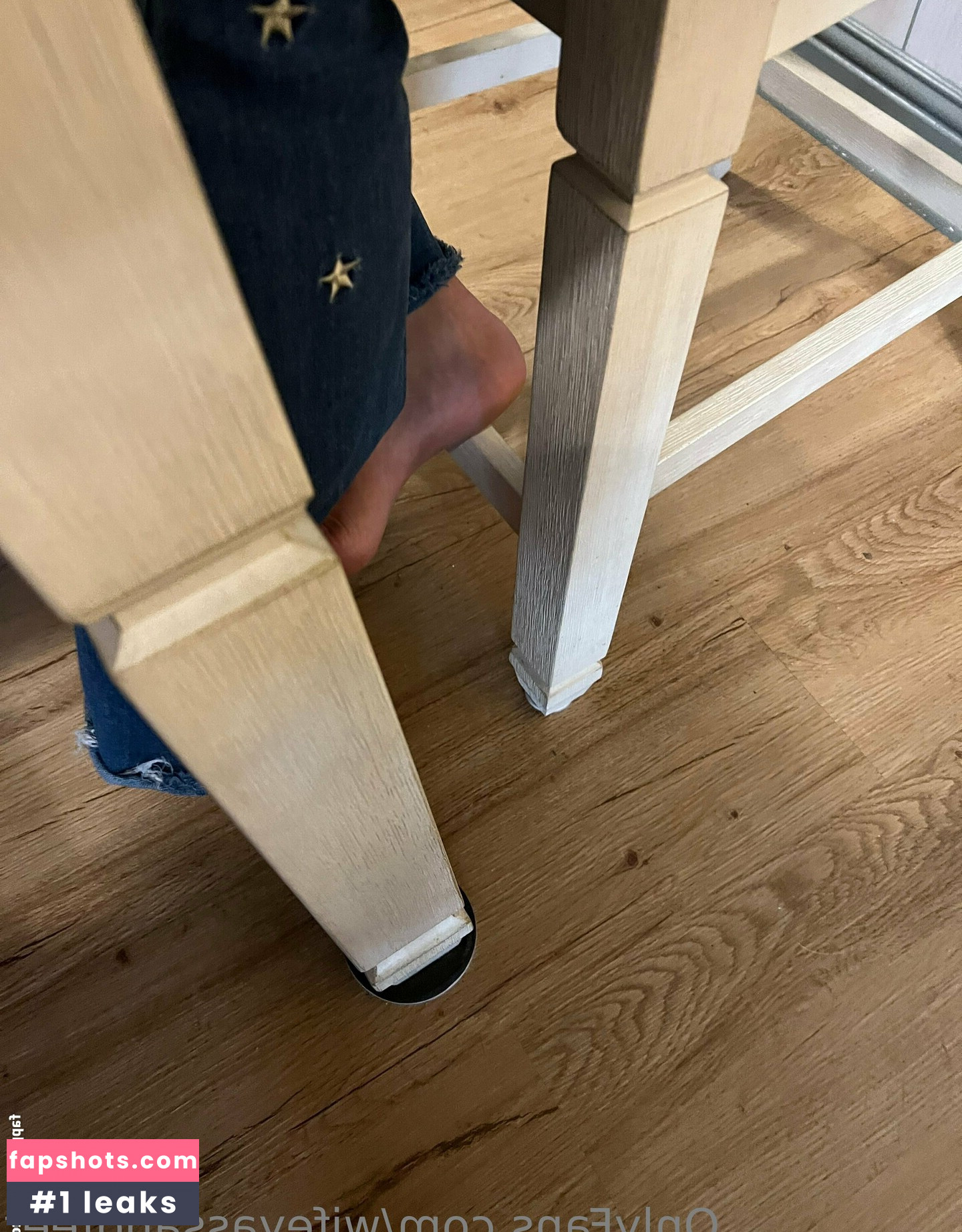 wifeyassandfeet gallery photo #41