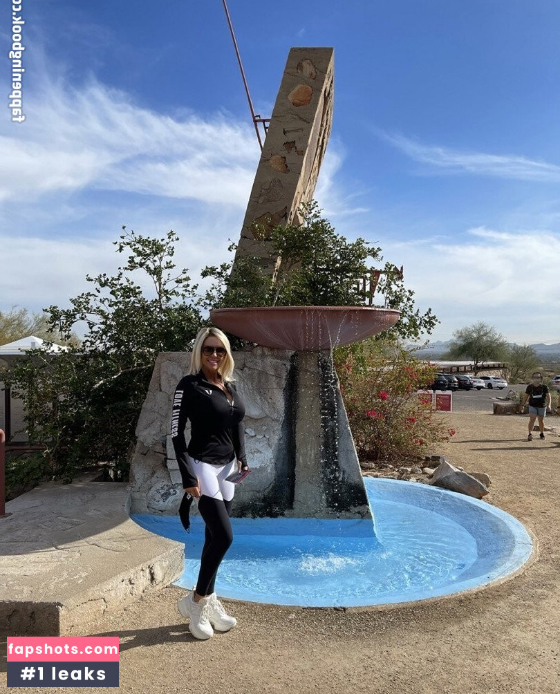 Wifeys World / Sandra Otterson gallery photo #32