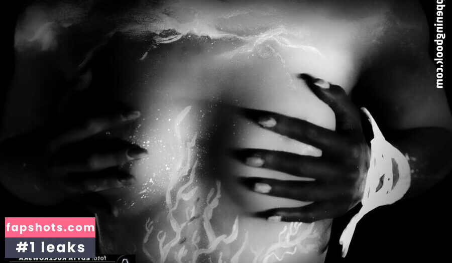 wiktoria_stein gallery photo #6