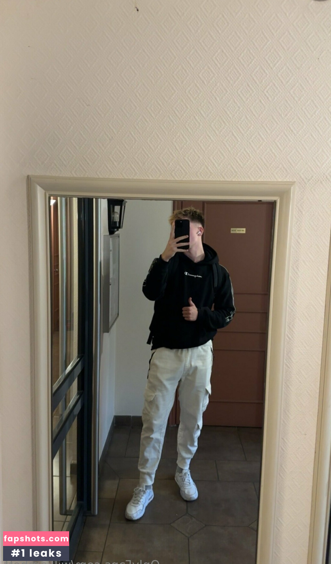 williamhott Filtración Desnuda OnlyFans Foto #3 - Fapshots