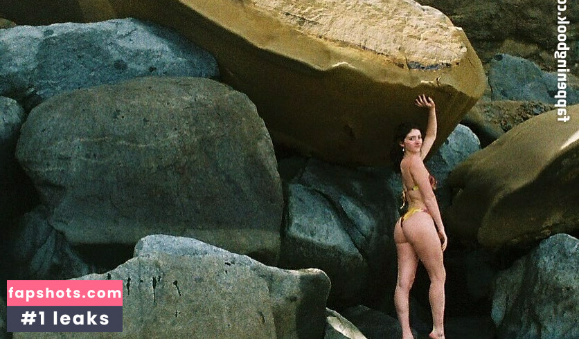 Willow Shields gallery photo #42