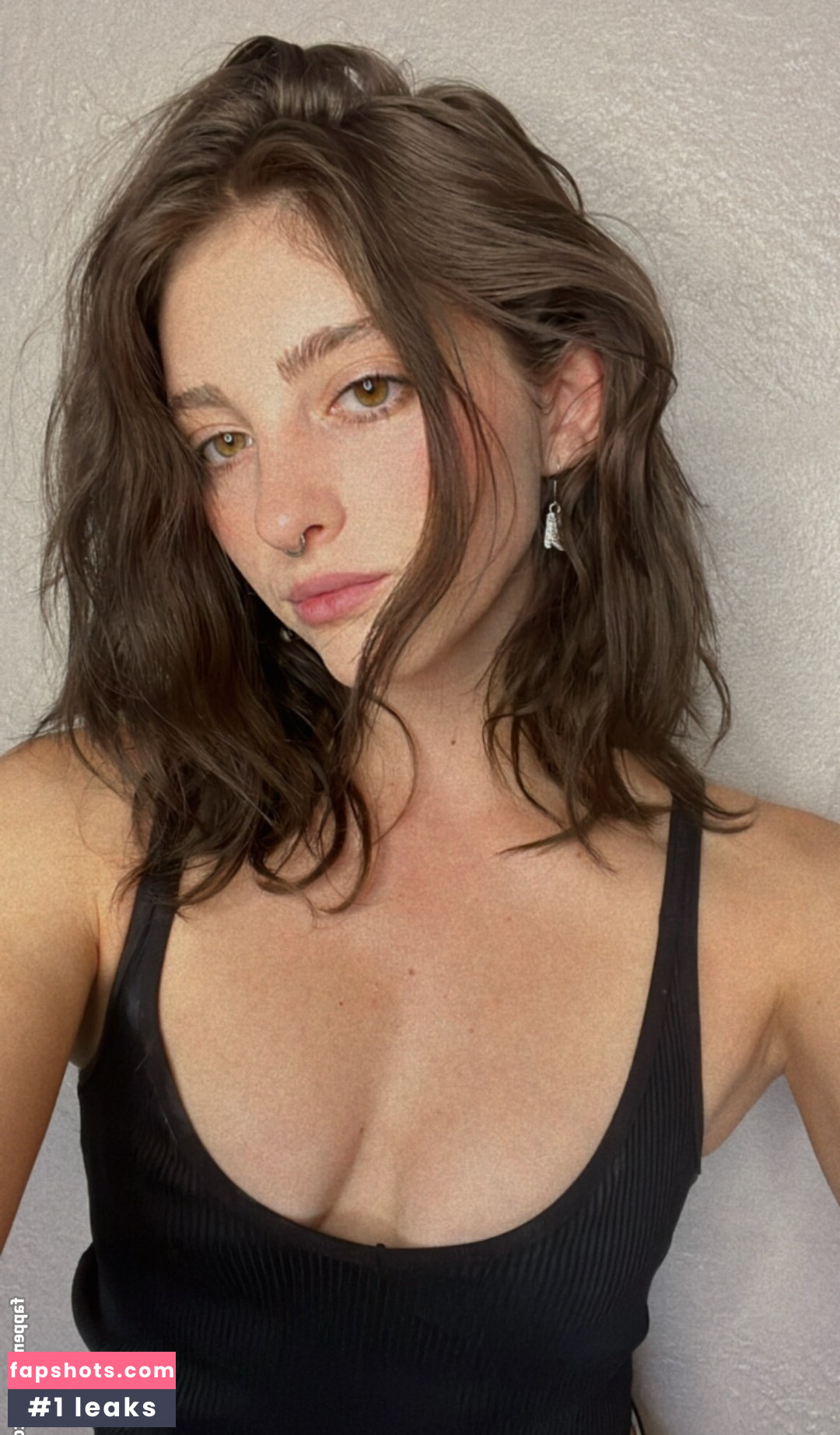 Willow Shields gallery photo #48