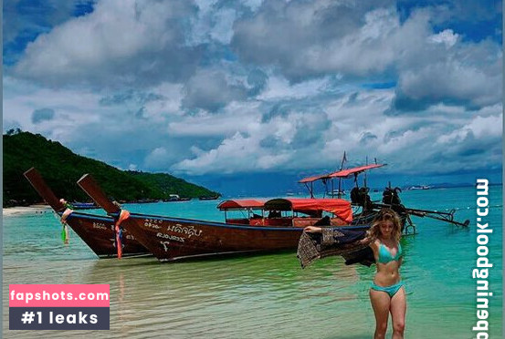 Willow Shields gallery photo #59