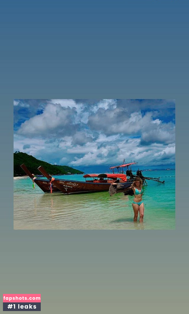 Willow Shields gallery photo #60