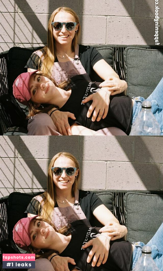 Willow Shields gallery photo #65