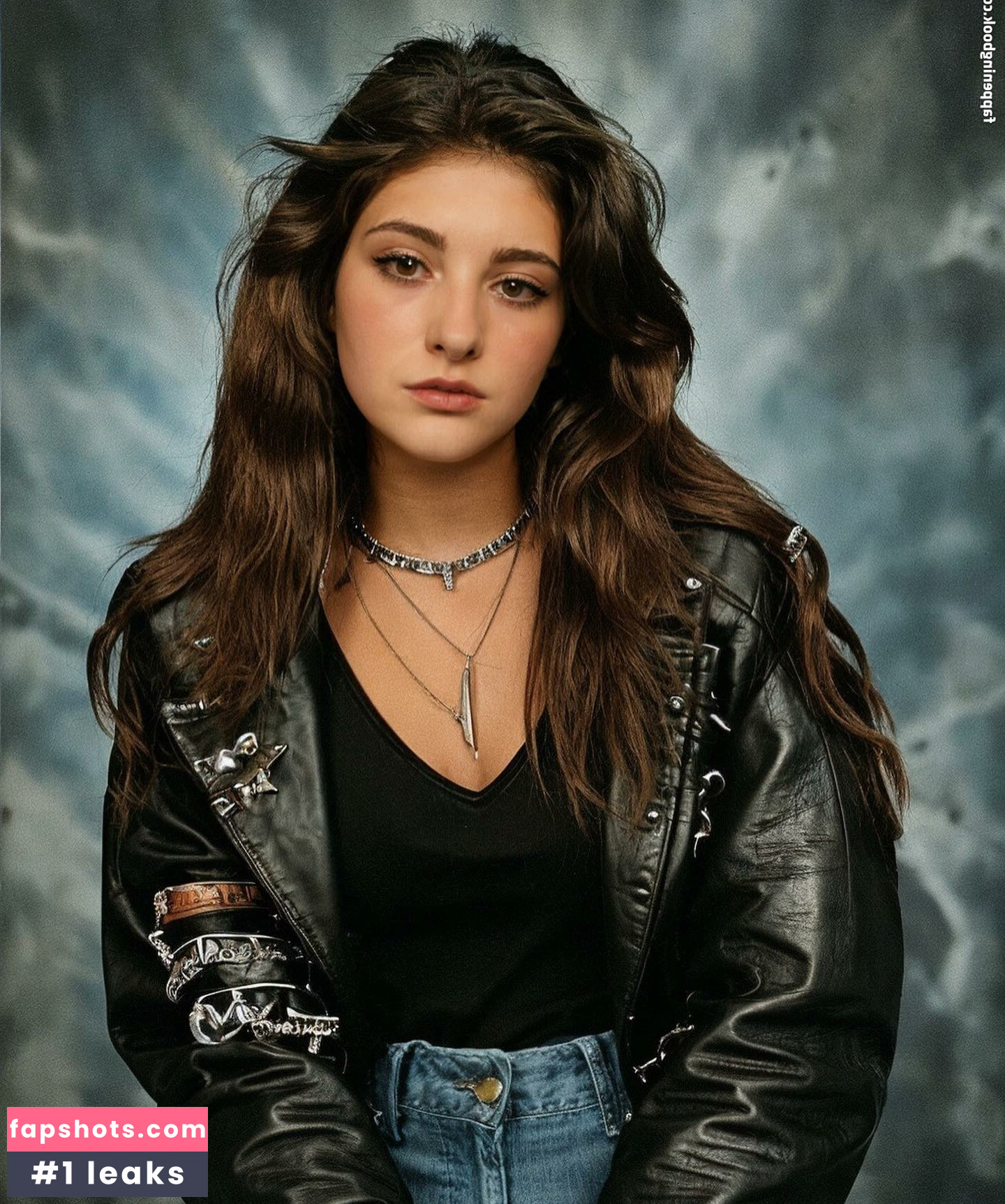 Willow Shields gallery photo #76