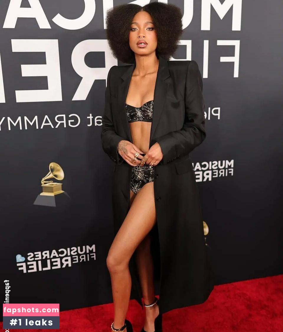 Willow Smith gallery photo #3
