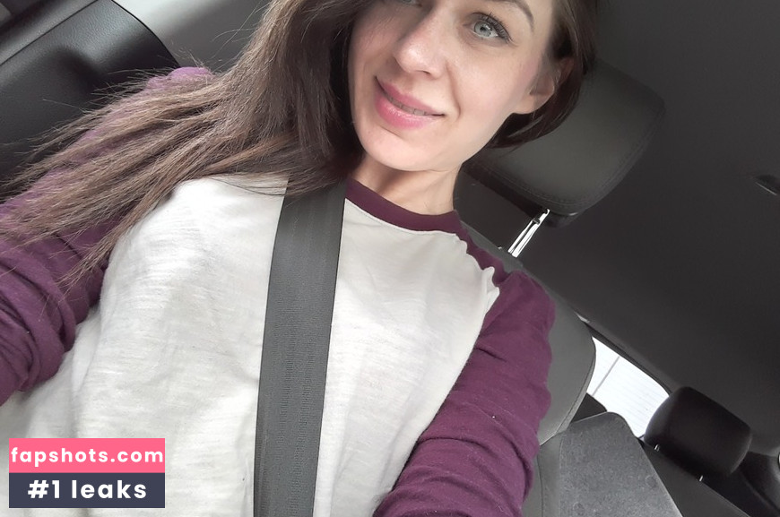 winterfiire Nude Leaks OnlyFans - Fapshots