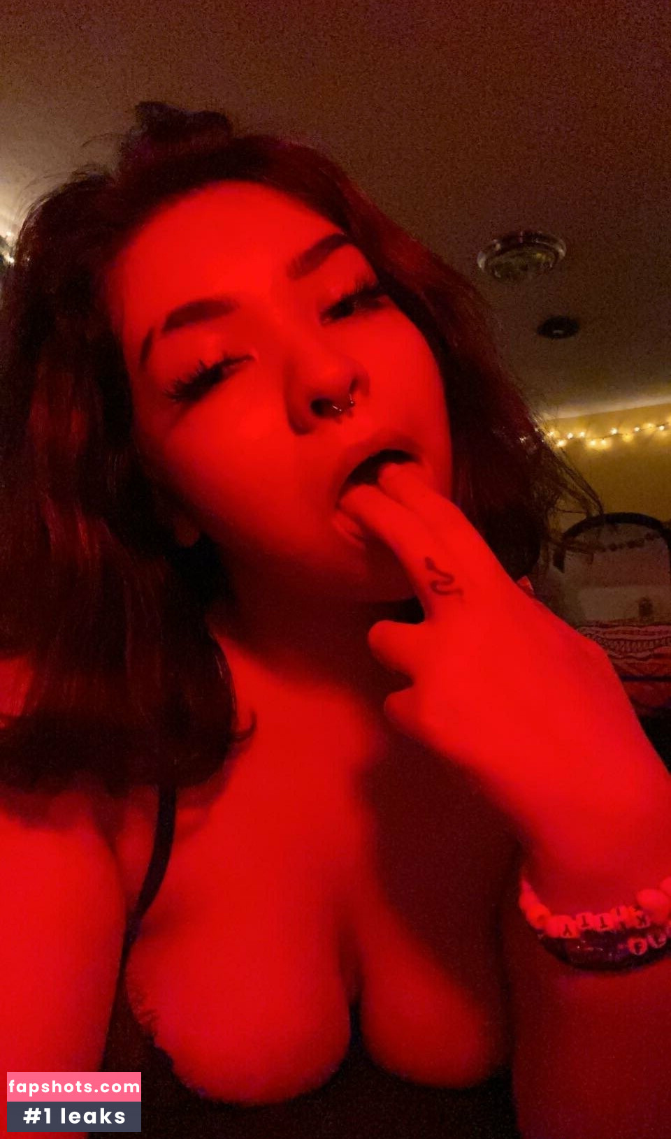 wittlebabybunni gallery photo #24