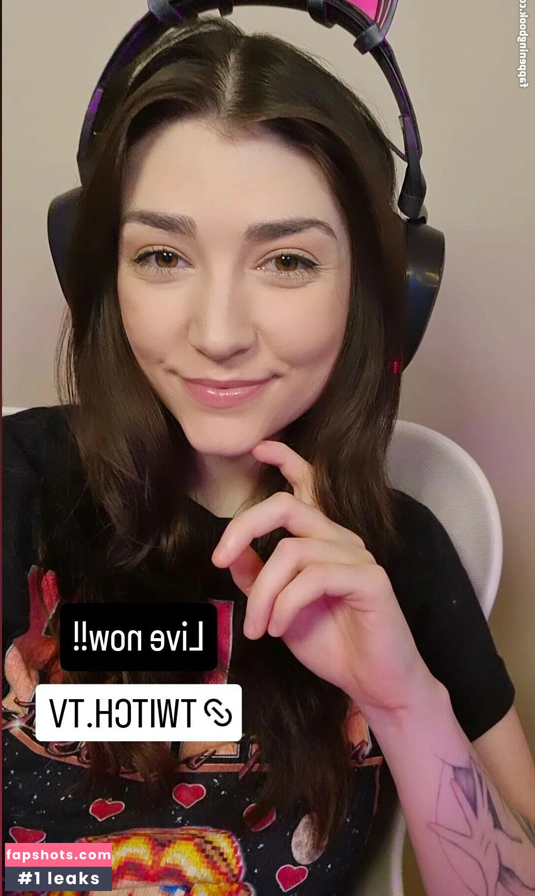 Wolfabelle Nude Leaks OnlyFans Photos #3 - LeakJerk