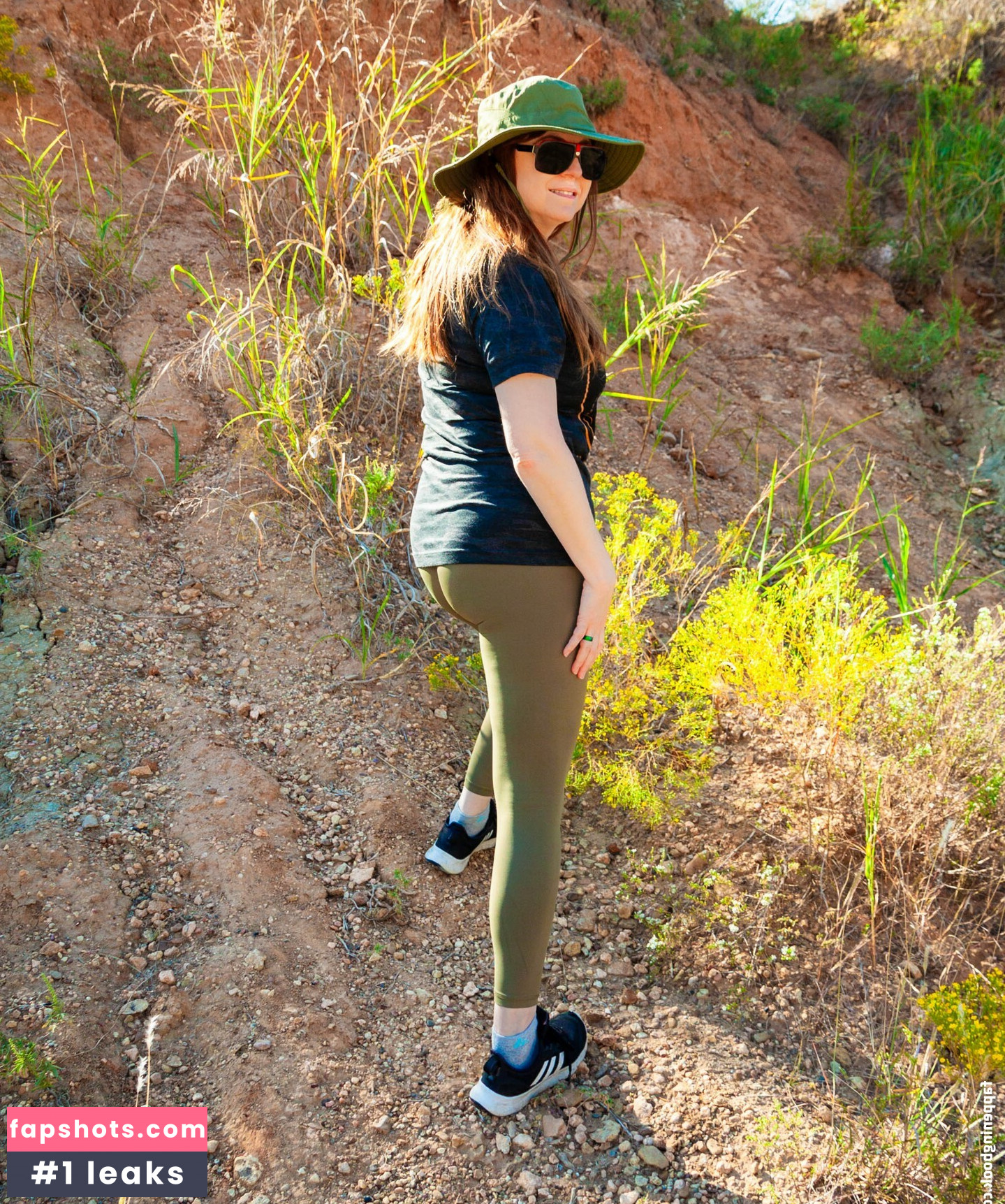 Woman_of_miscellany gallery photo #2