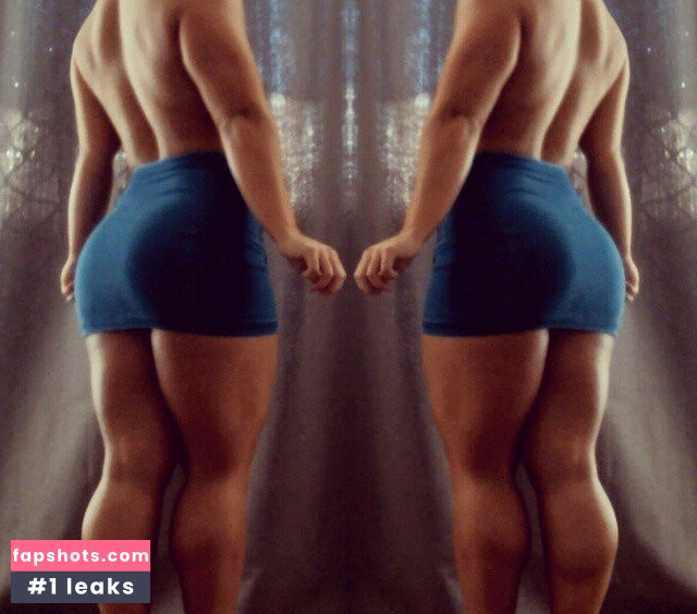 womanlet nude babe gallery